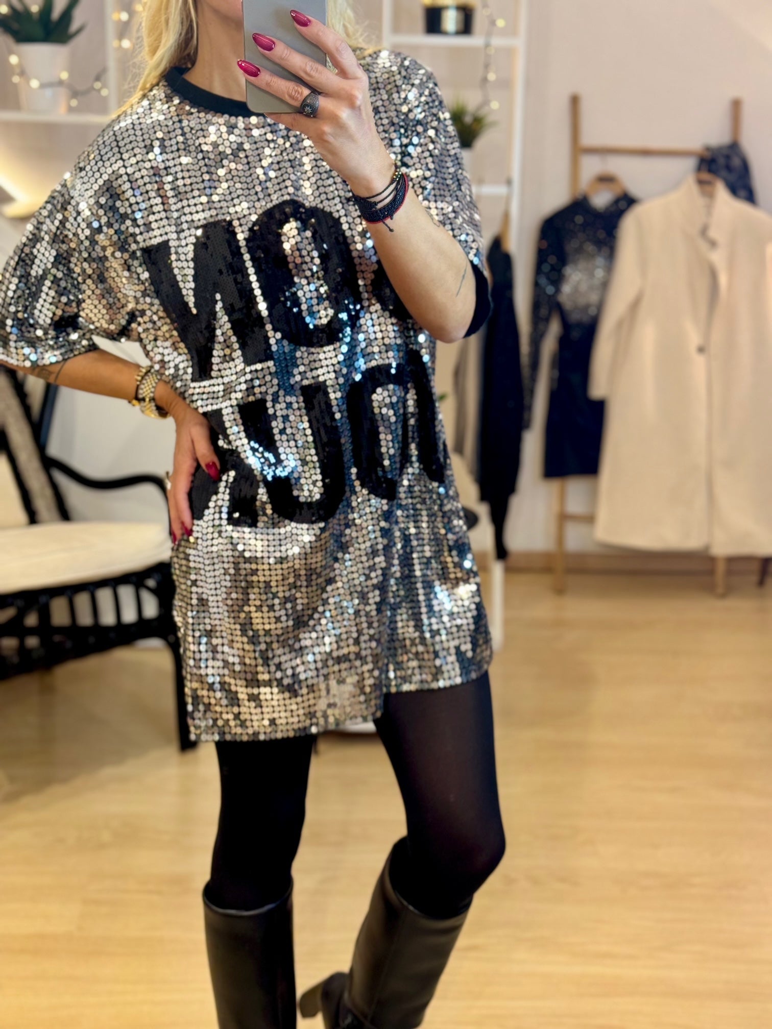 Φόρεμα BON JOUR με παγιέτες