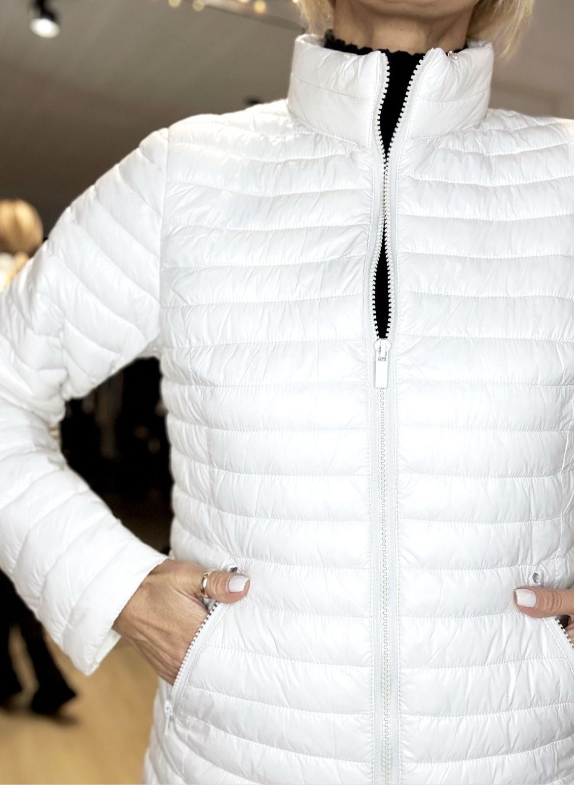 Ελαφρύ μπουφάν