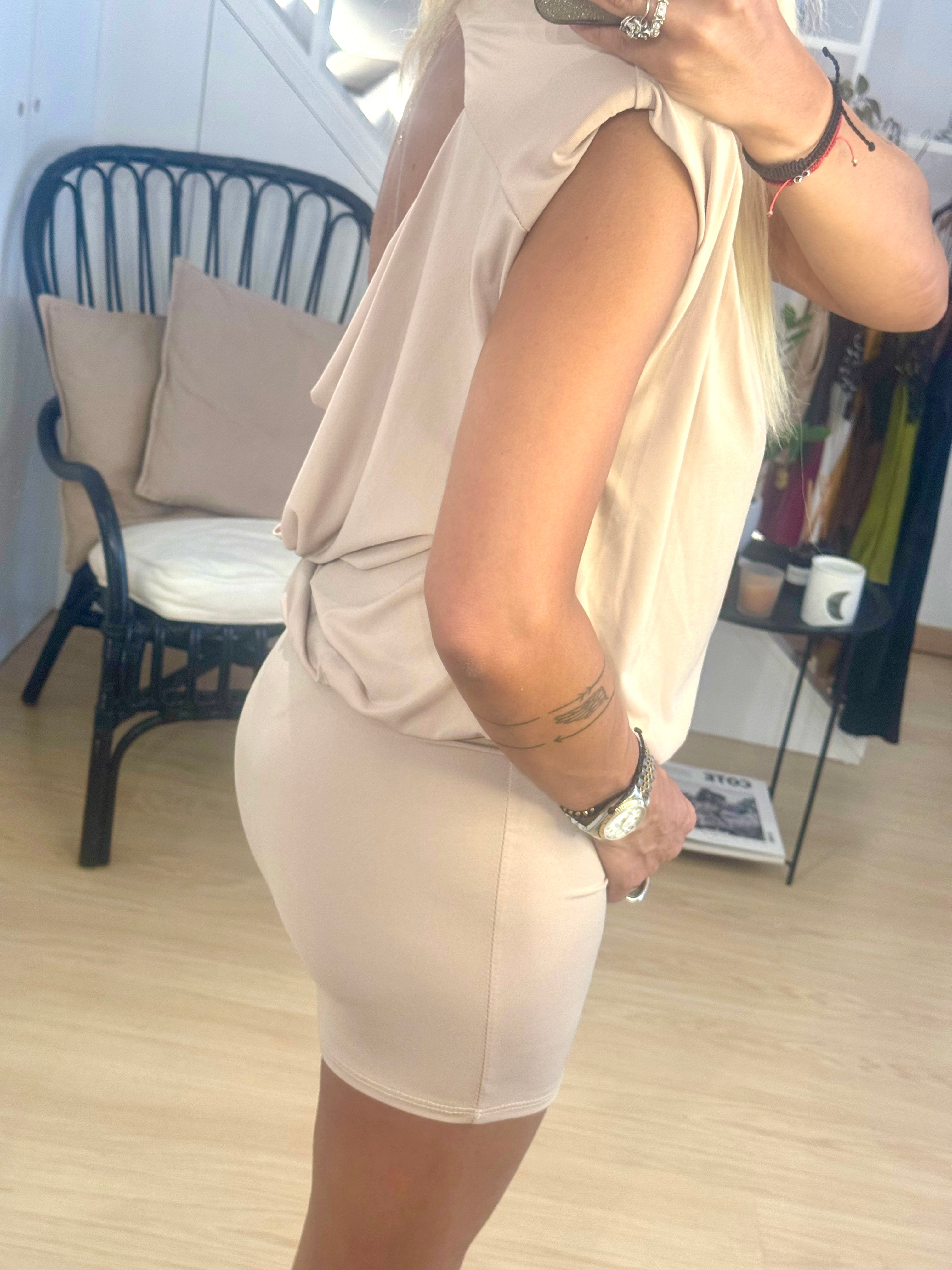 dress with elastic waist and open back