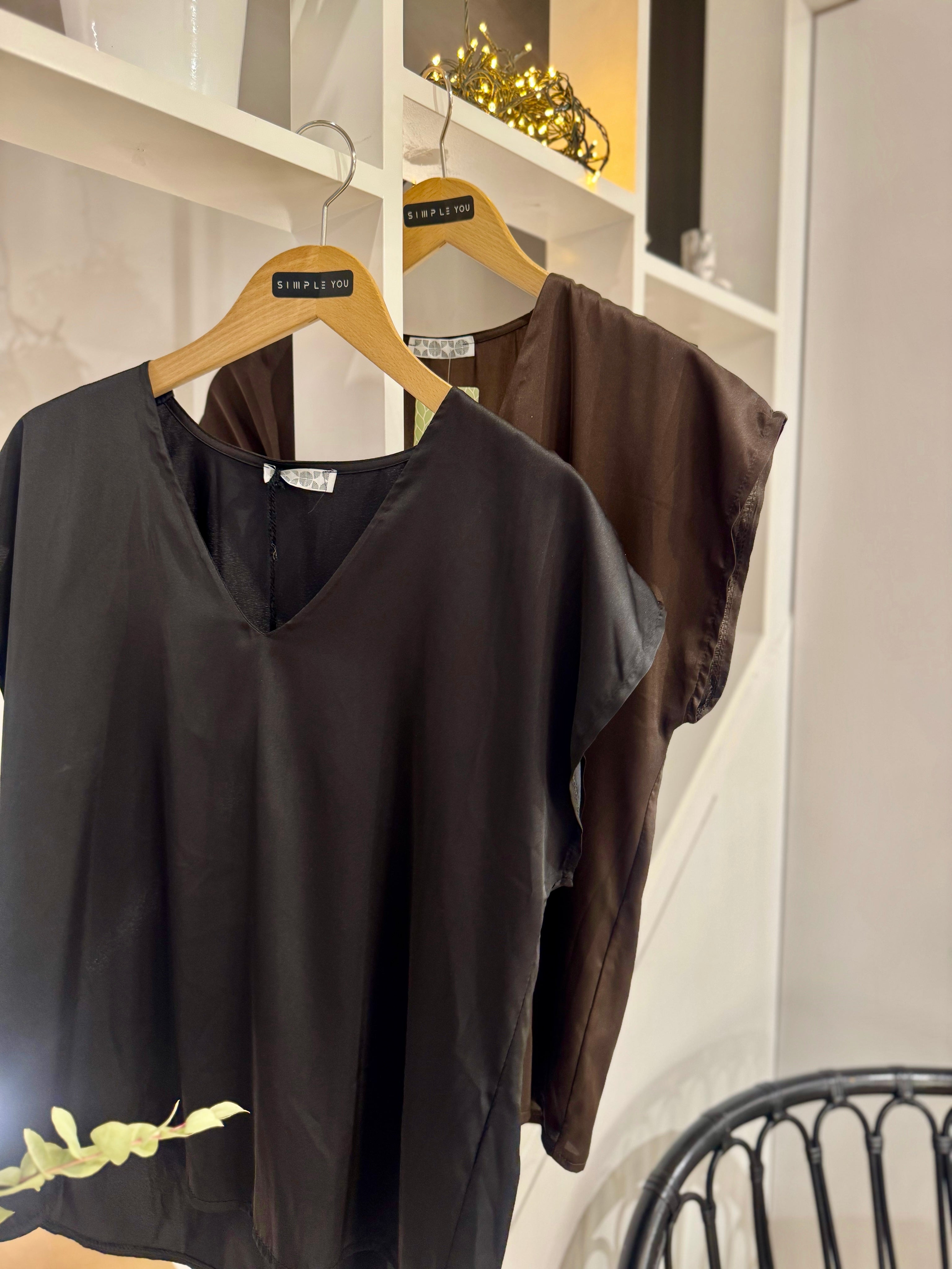 Σατέν μπλούζα