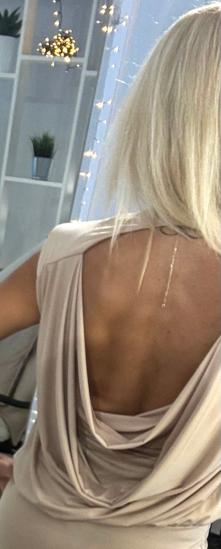 dress with elastic waist and open back