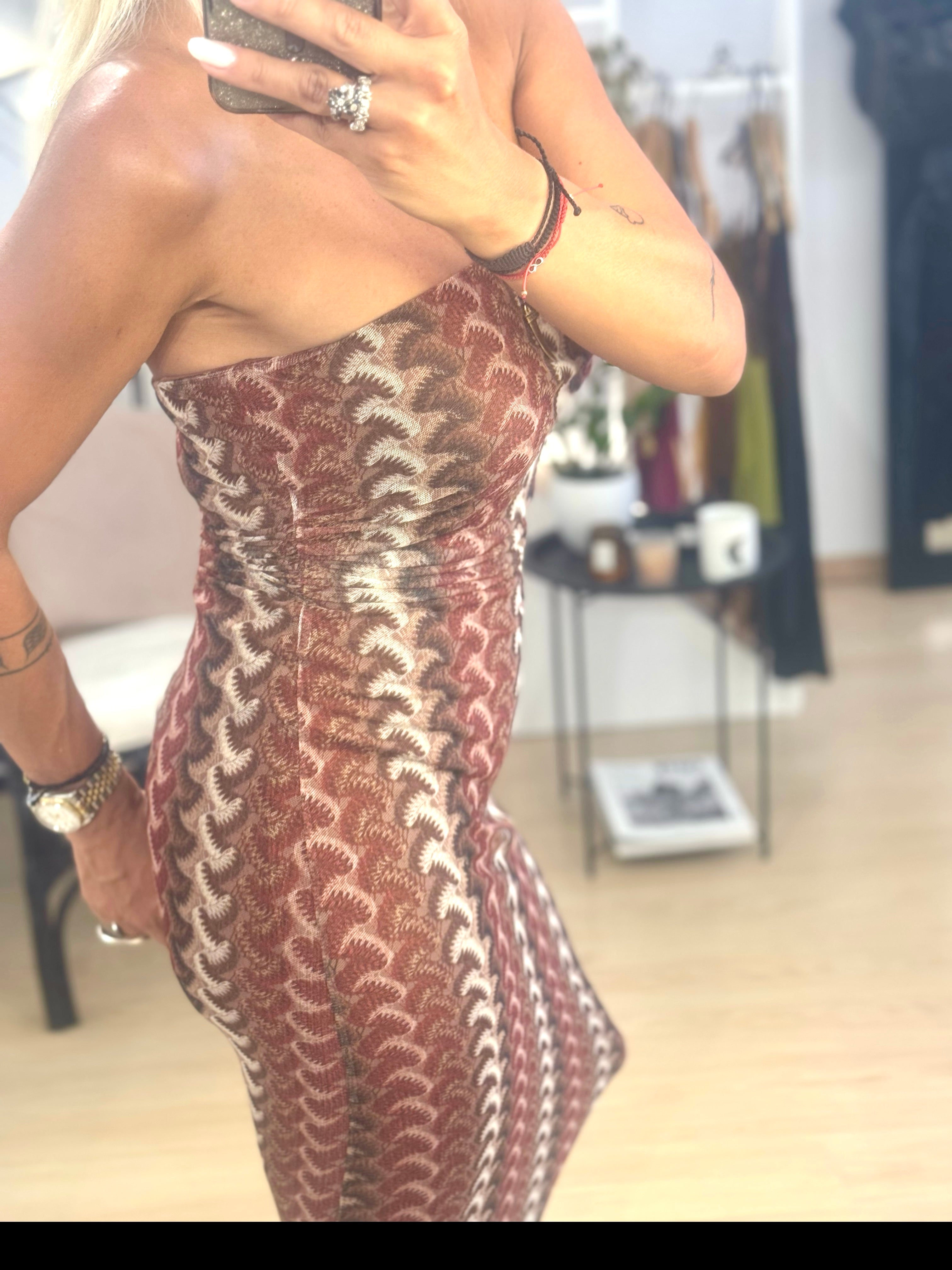 Στραπλες φόρεμα