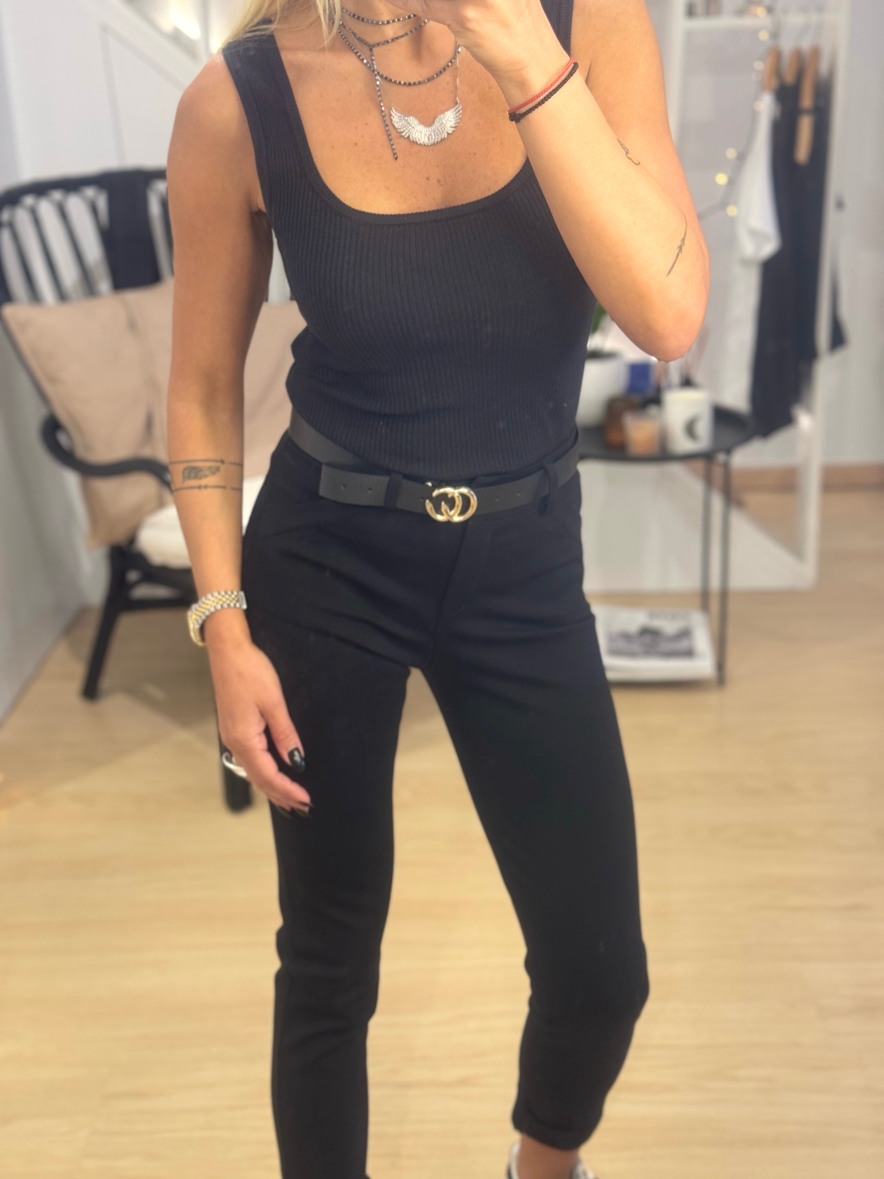 υφασμάτινο παντελόνι με ζώνη