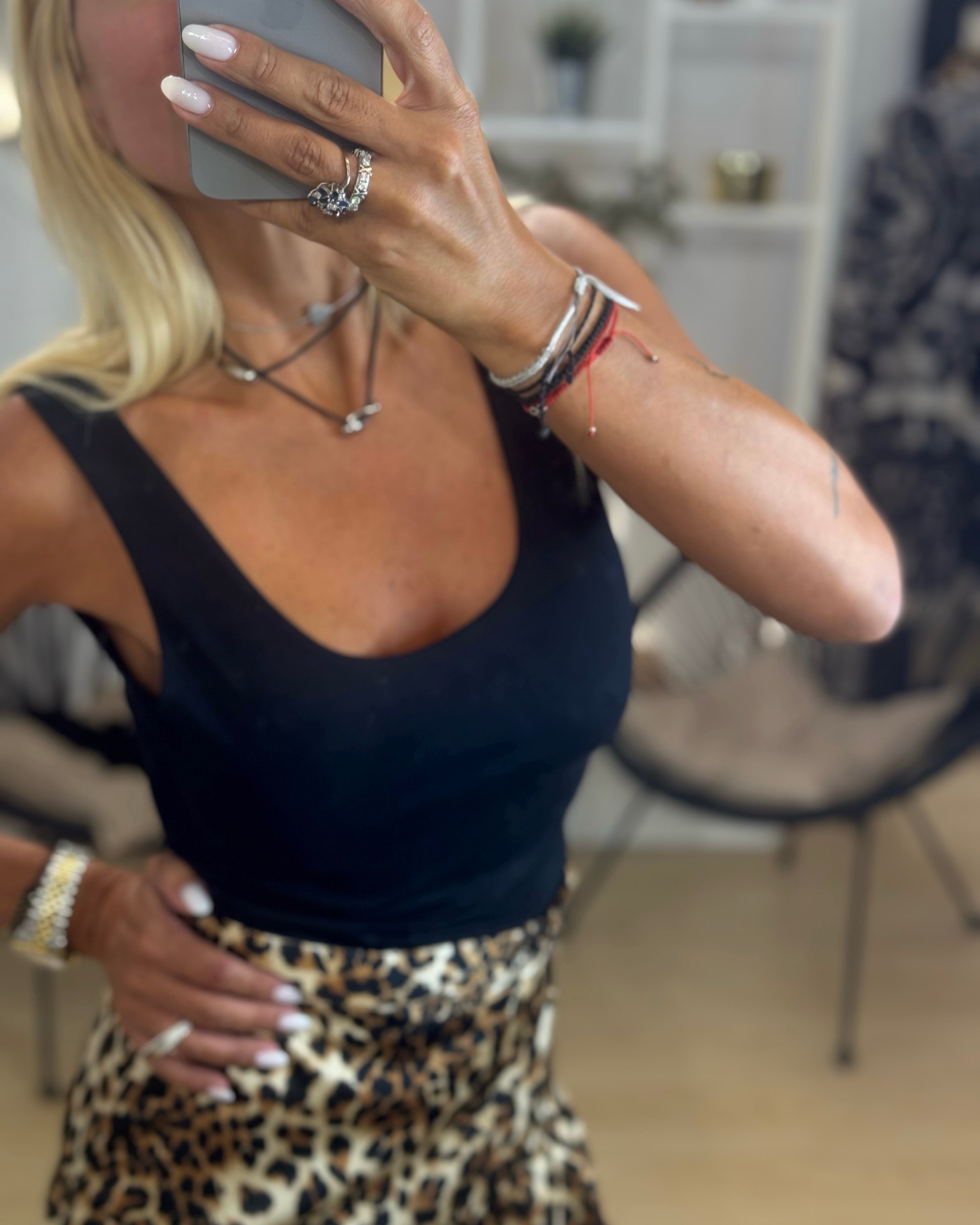 STRAPS BLOUSE