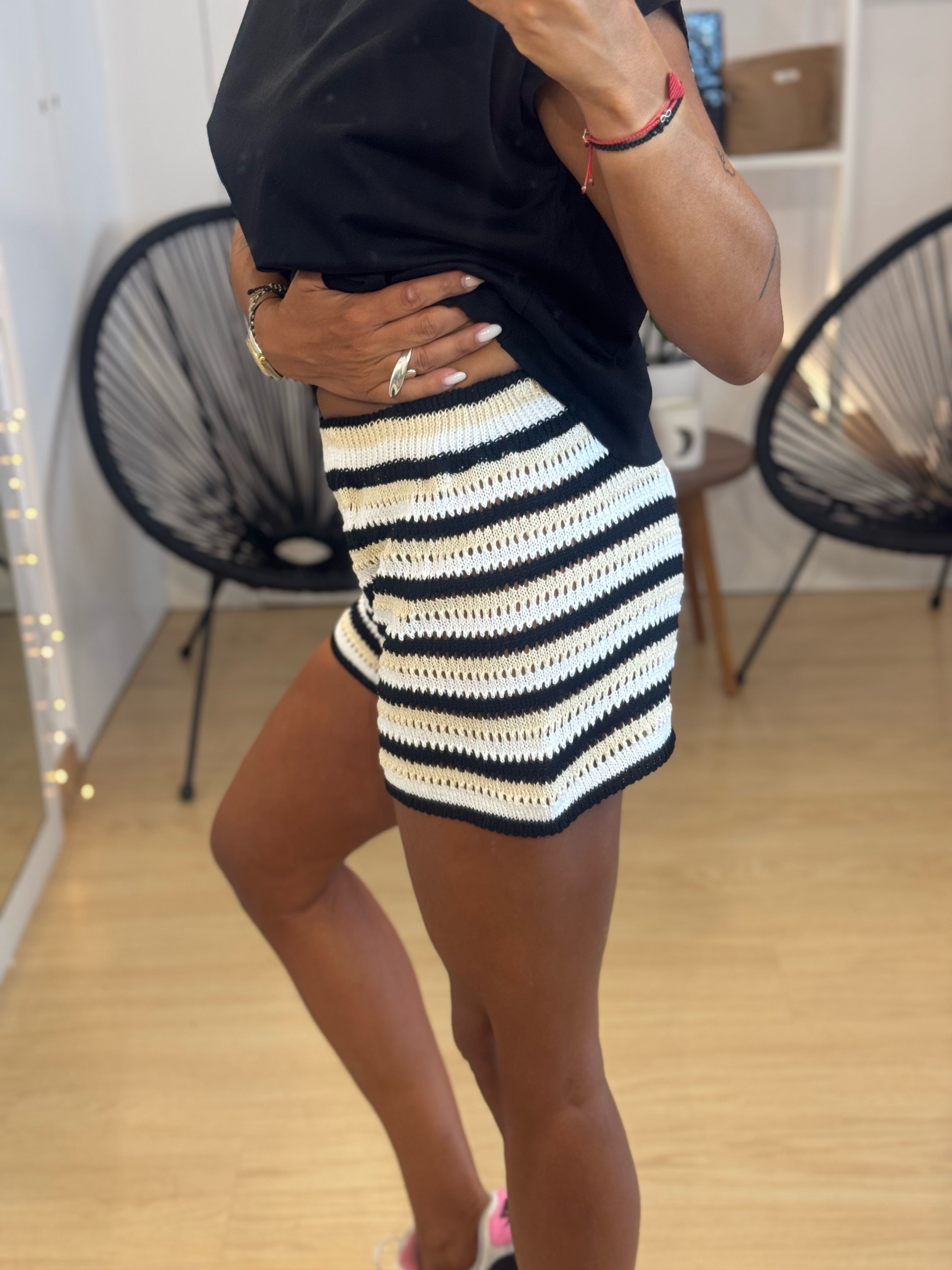 Knitted summer shorts