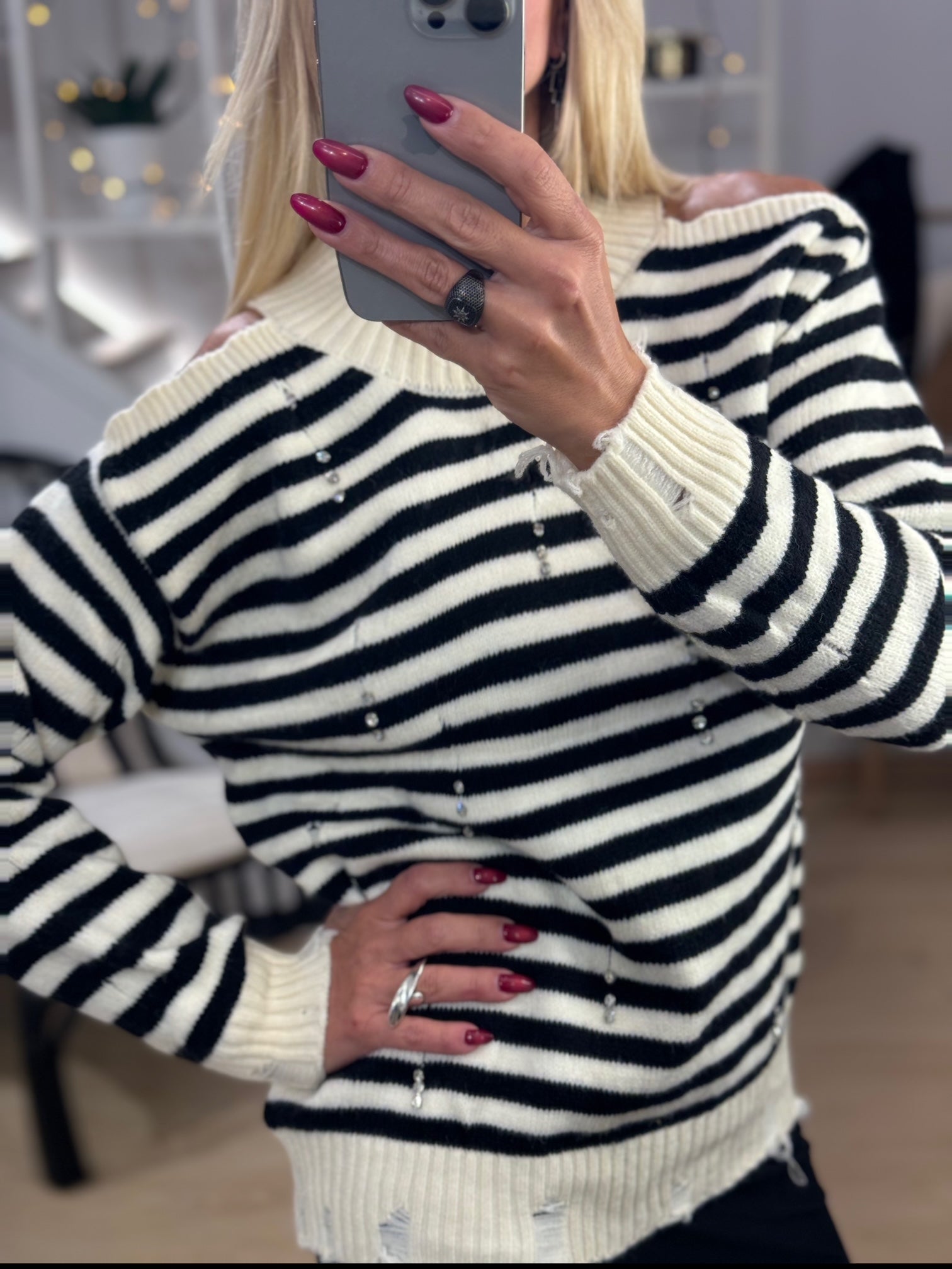 ΠΛΕΚΤΌ ΜΕ ΡΊΓΕΣ ΚΑΙ ΣΚΙΣΊΜΑΤΑ