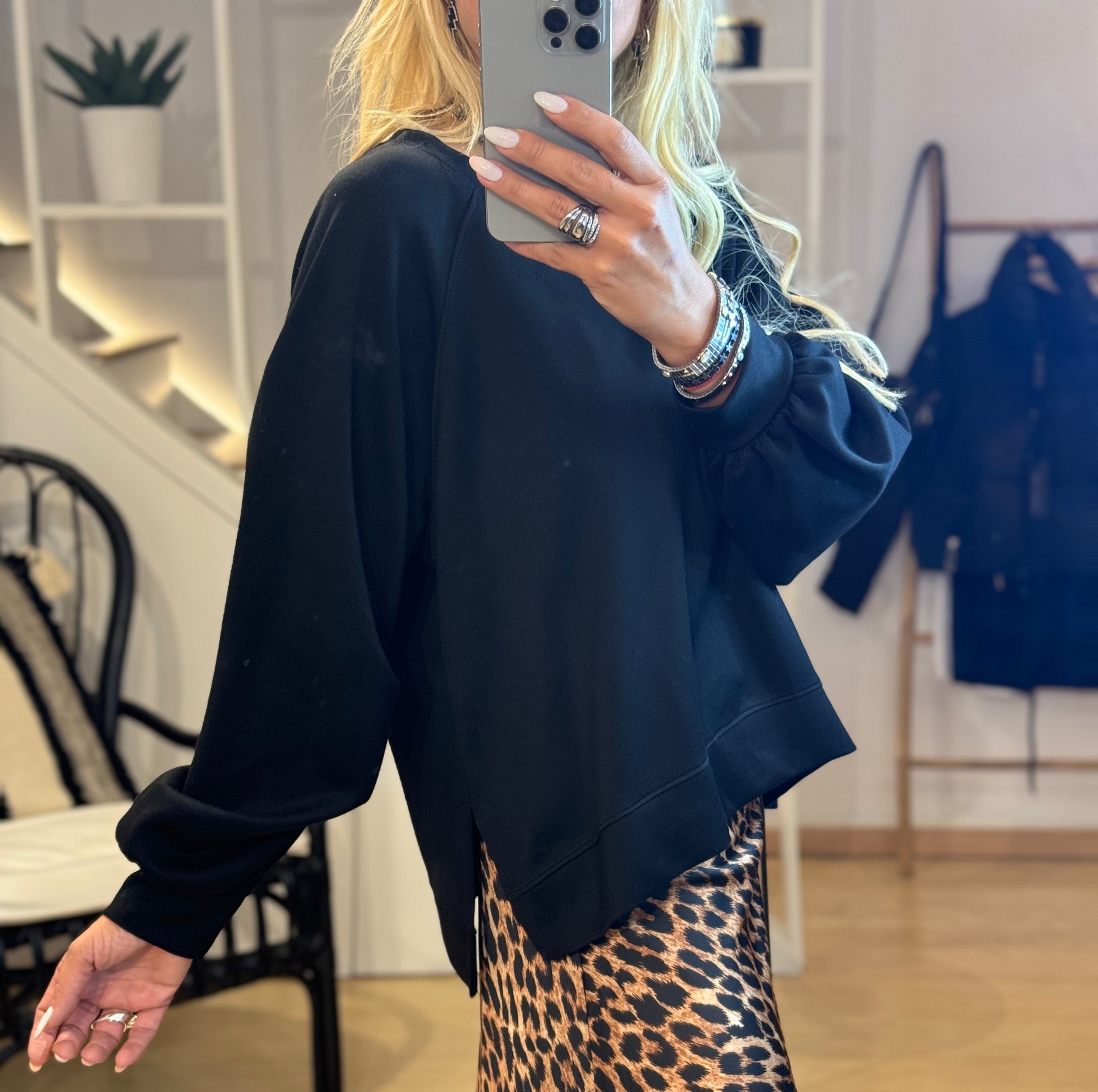 Ασύμμετρο φούτερ