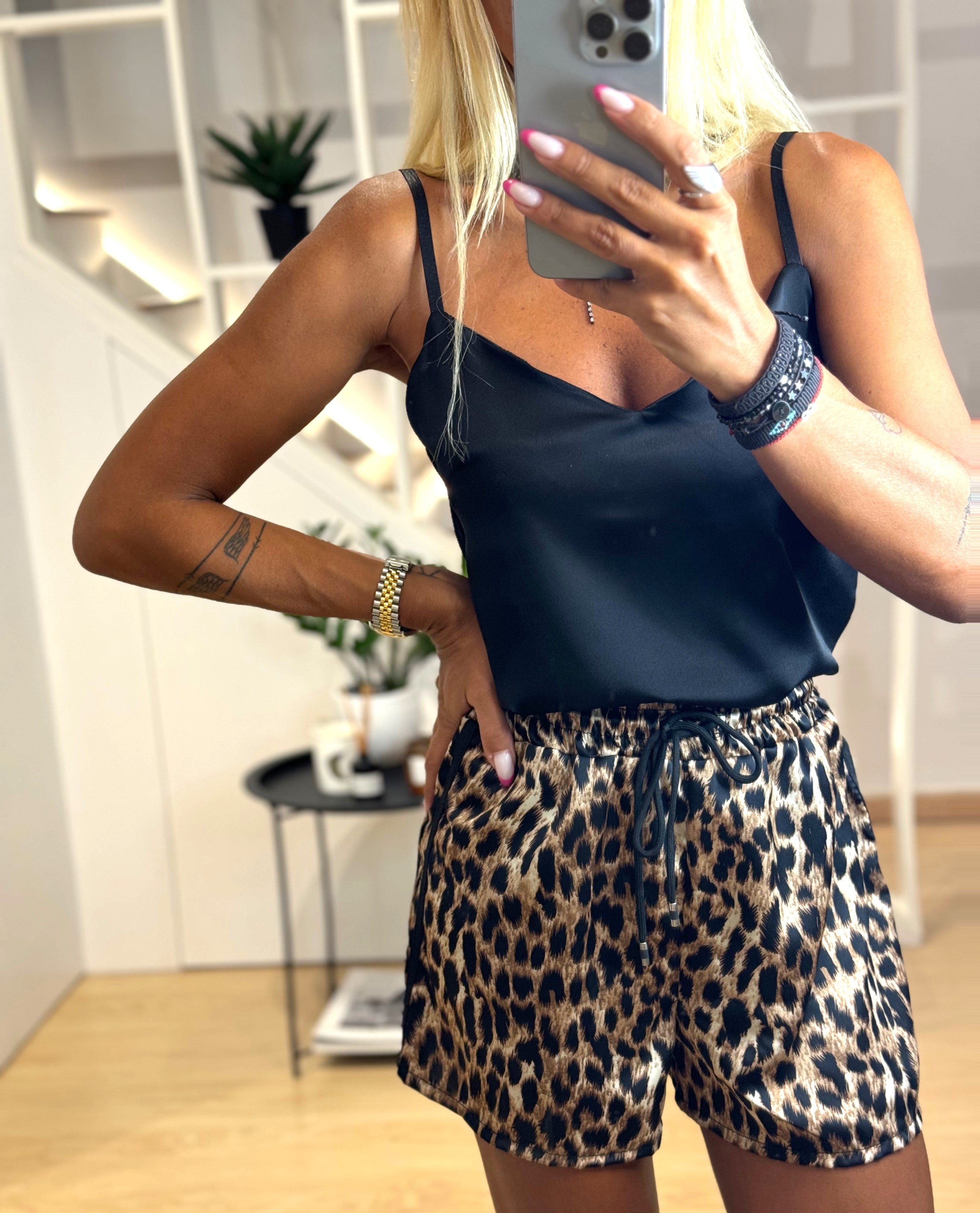 Σατέν σορτς