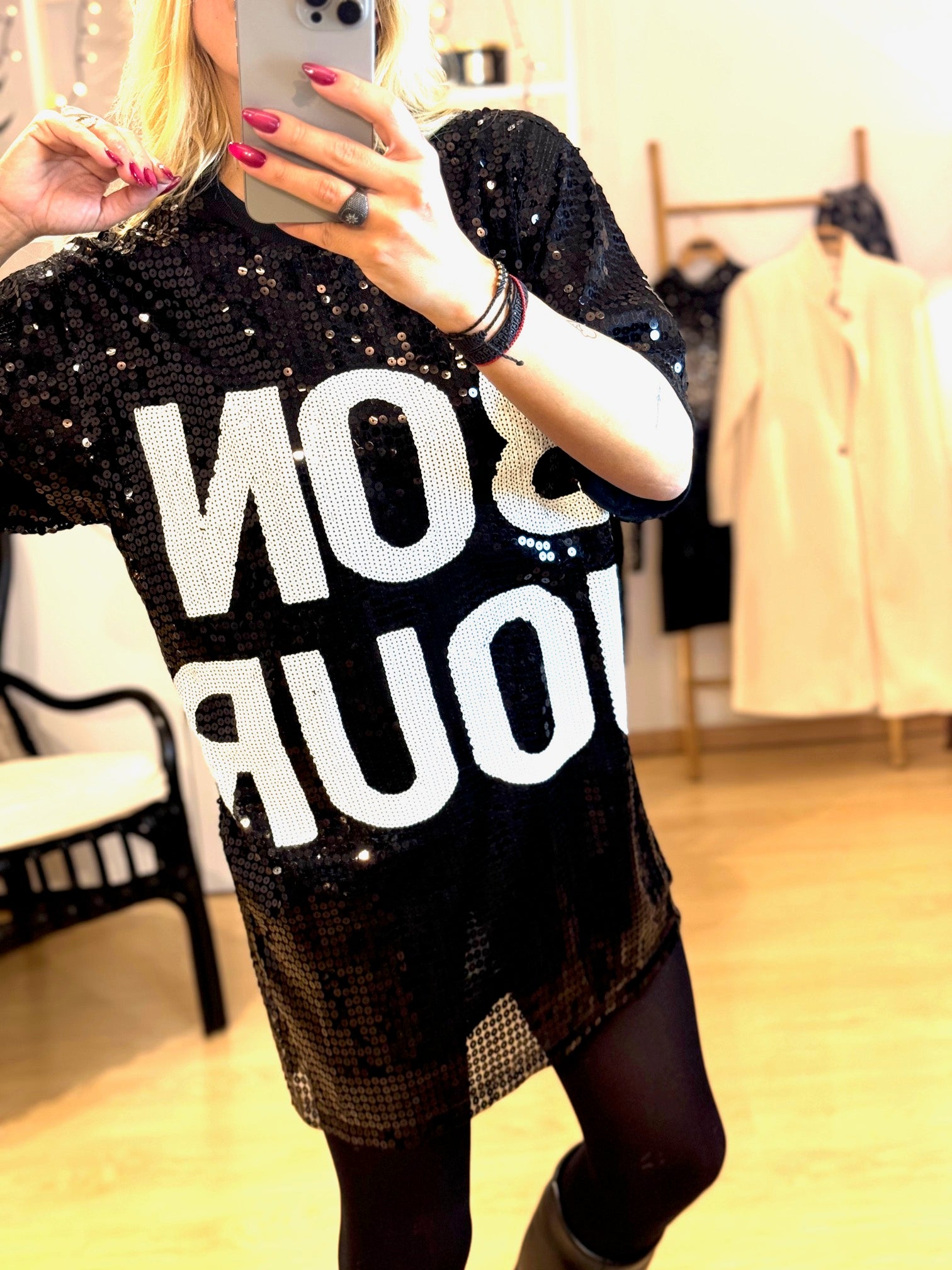 Φόρεμα BON JOUR με παγιέτες