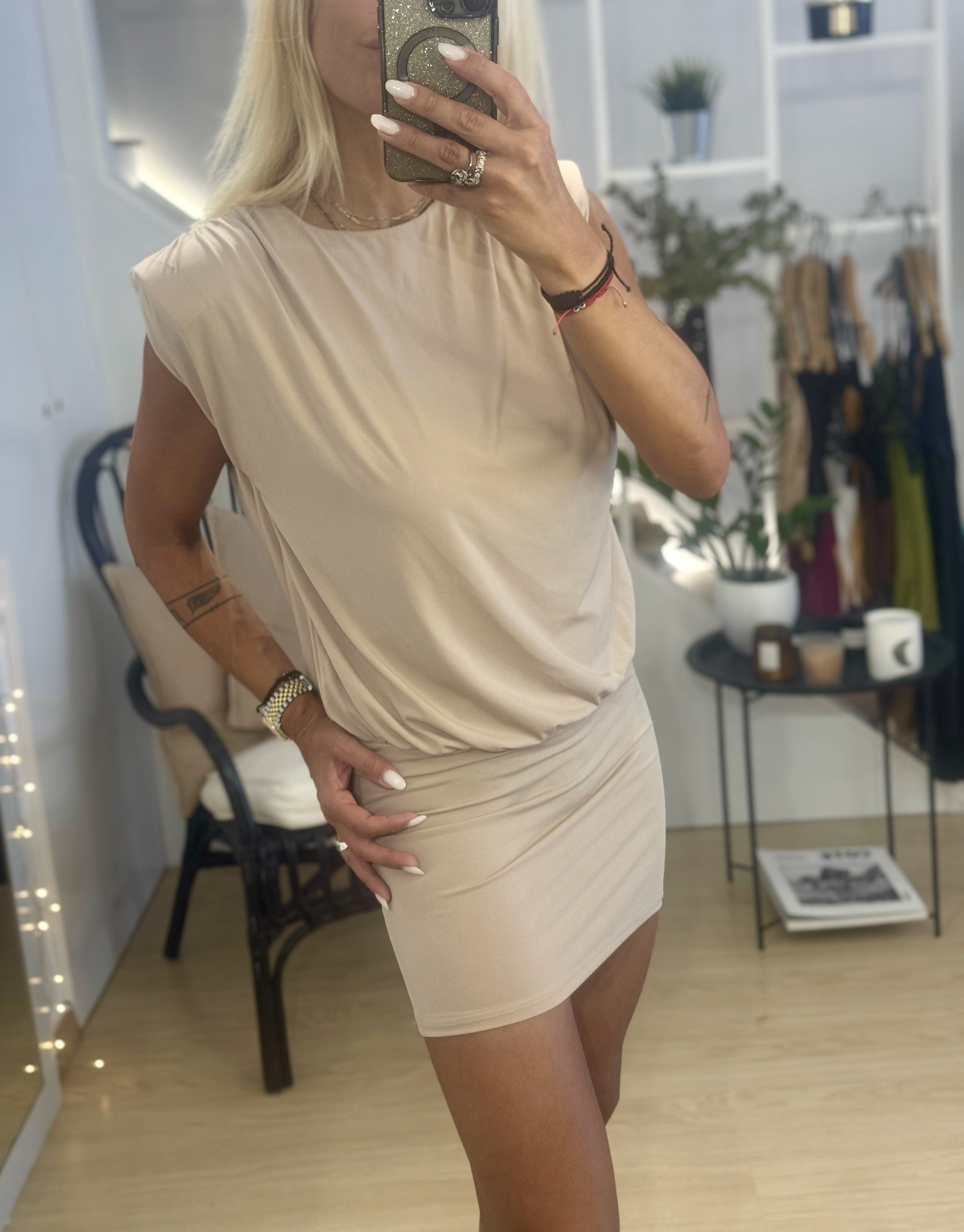 dress with elastic waist and open back