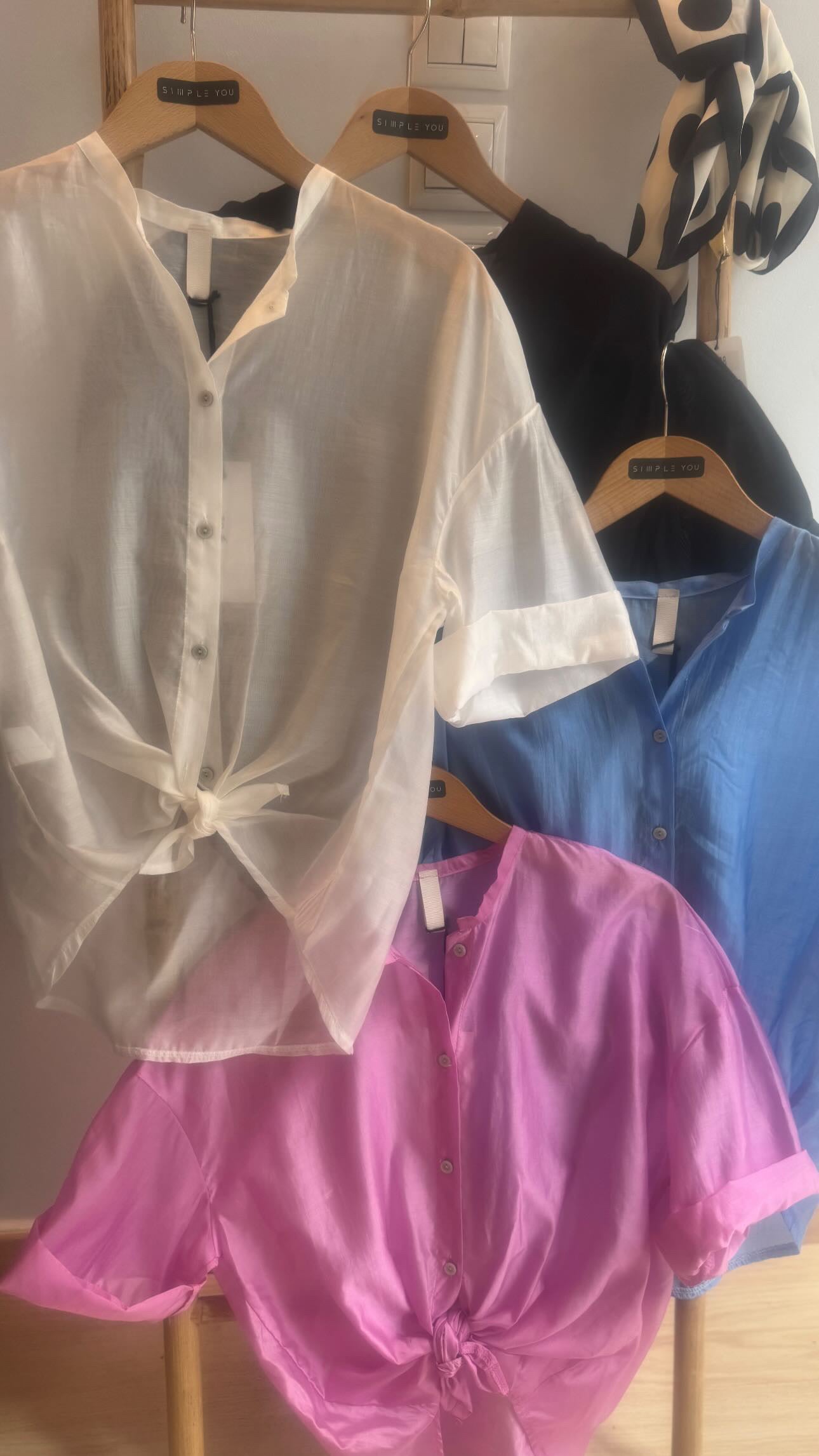 ΔΙΑΦΑΝΈΣ ΠΟΥΚΆΜΙΣΟ