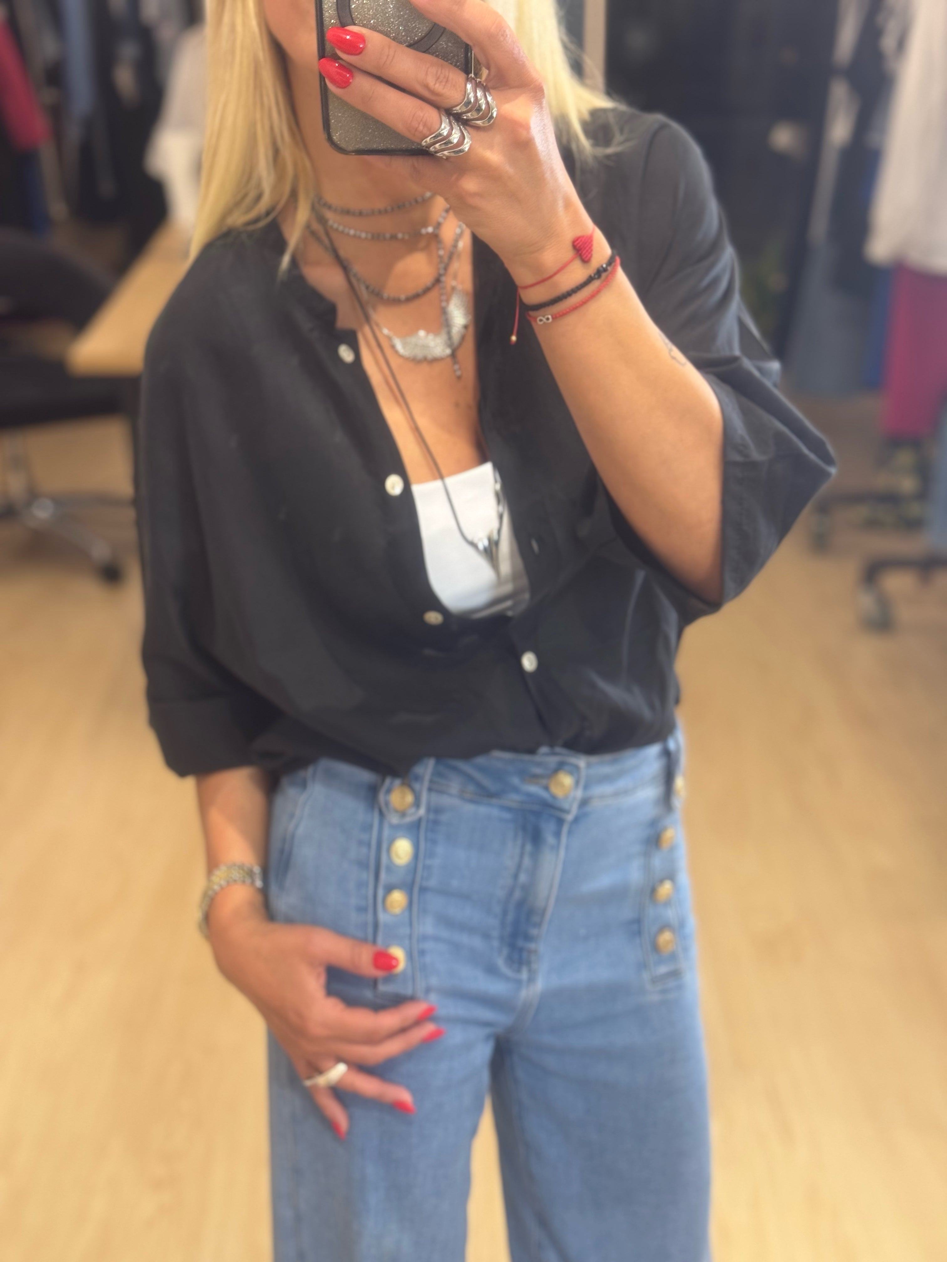 ΔΙΑΦΑΝΈΣ ΠΟΥΚΆΜΙΣΟ