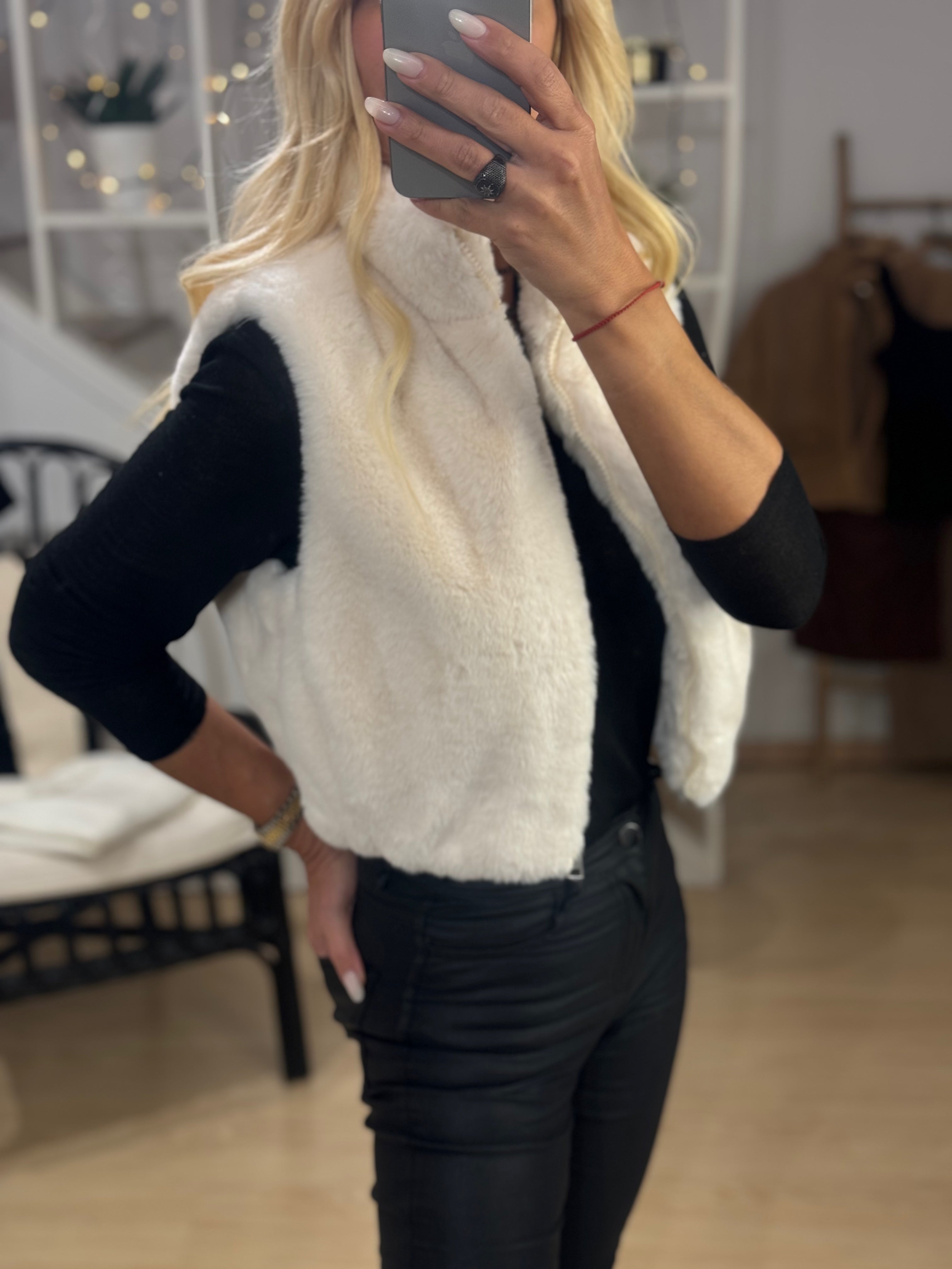 κοντό γούνινο παλτό με κουκούλα