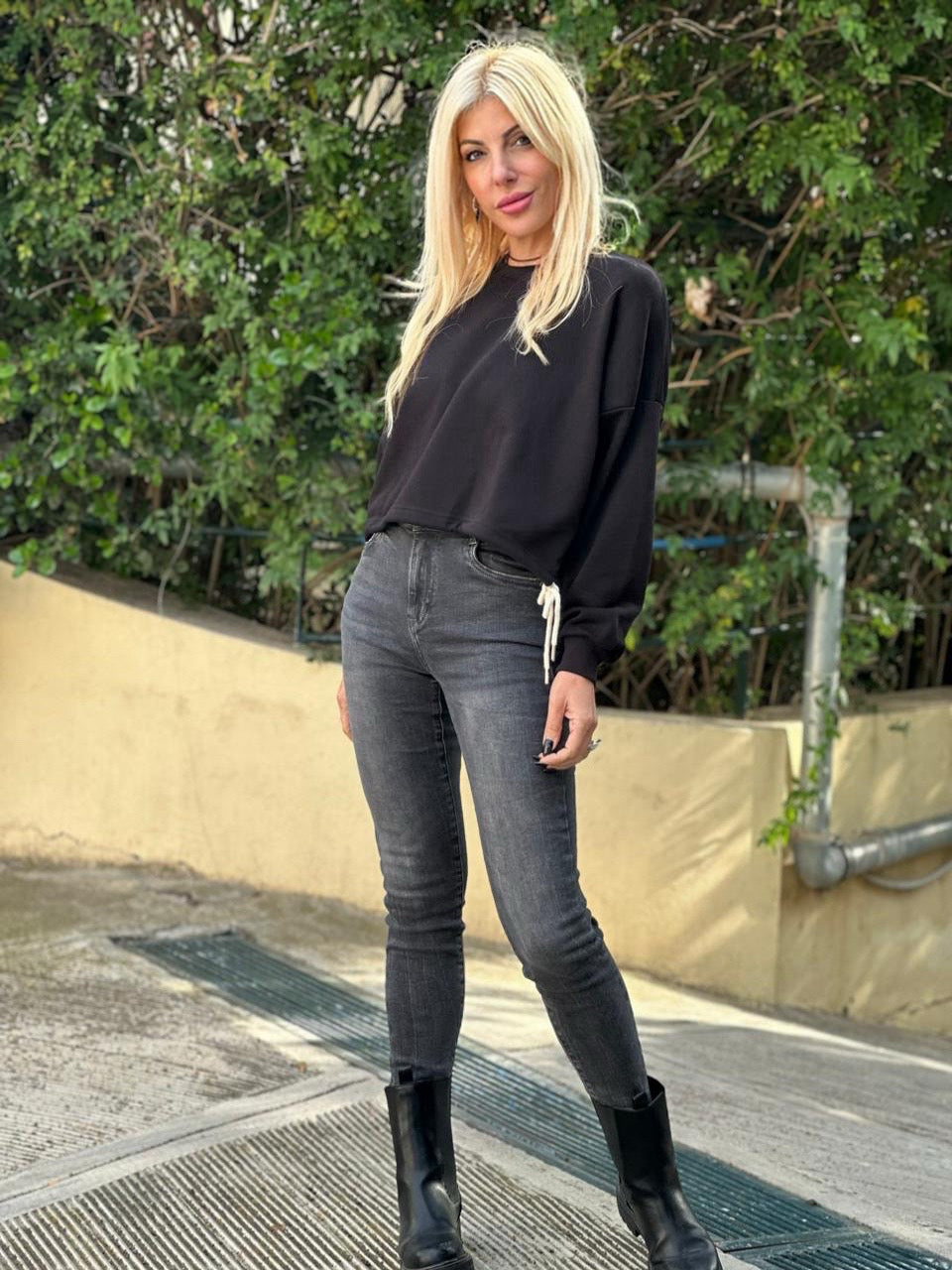 Φούτερ με πλαϊνά κορδόνια