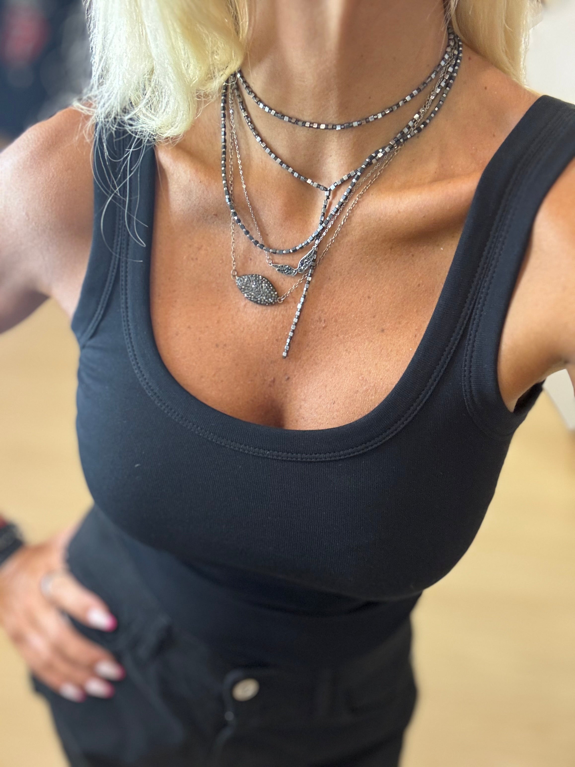 ΕΛΑΣΤΙΚΌ ΜΠΛΟΥΖΆΚΙ