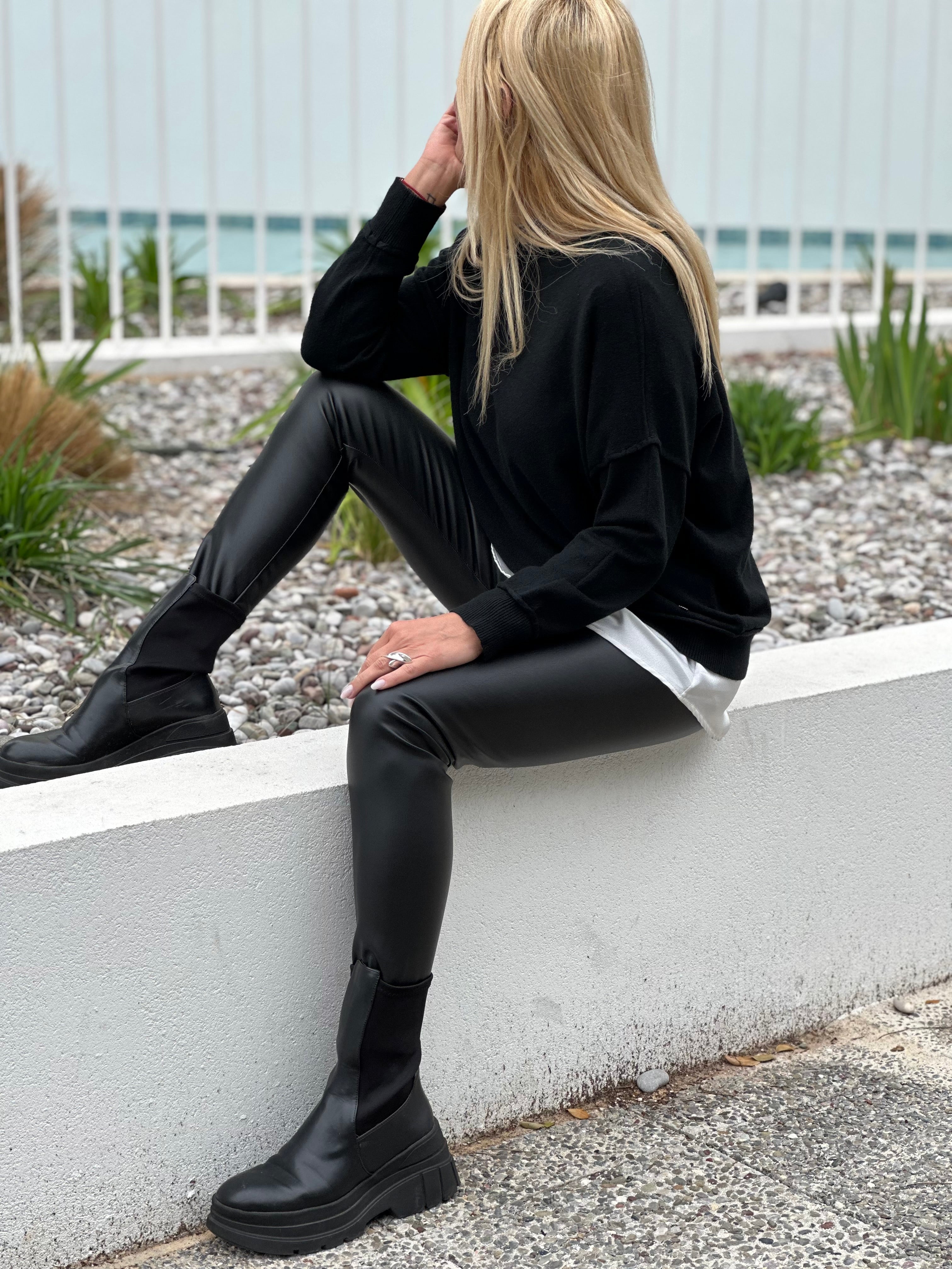 Κολάν με δερμάτινη εμφάνιση