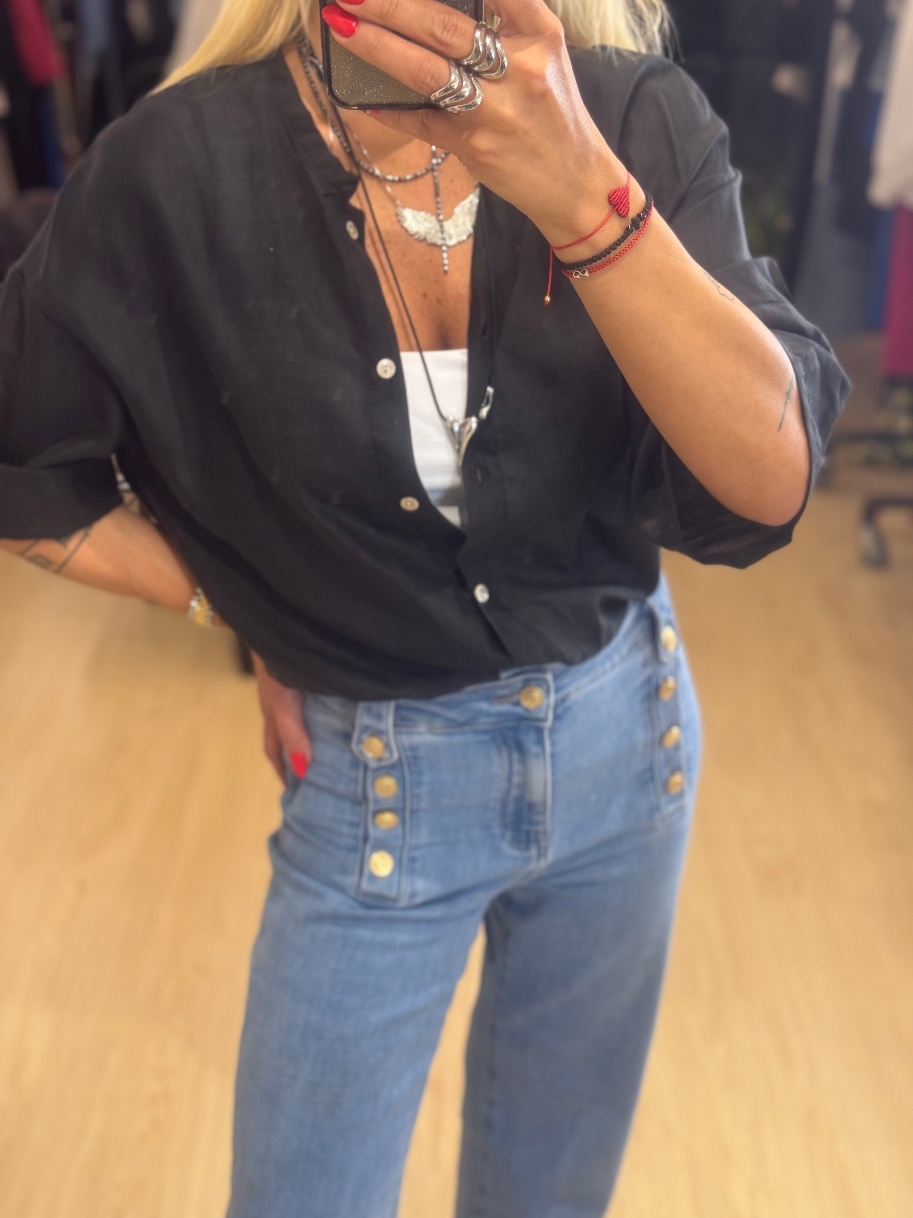 ΔΙΑΦΑΝΈΣ ΠΟΥΚΆΜΙΣΟ