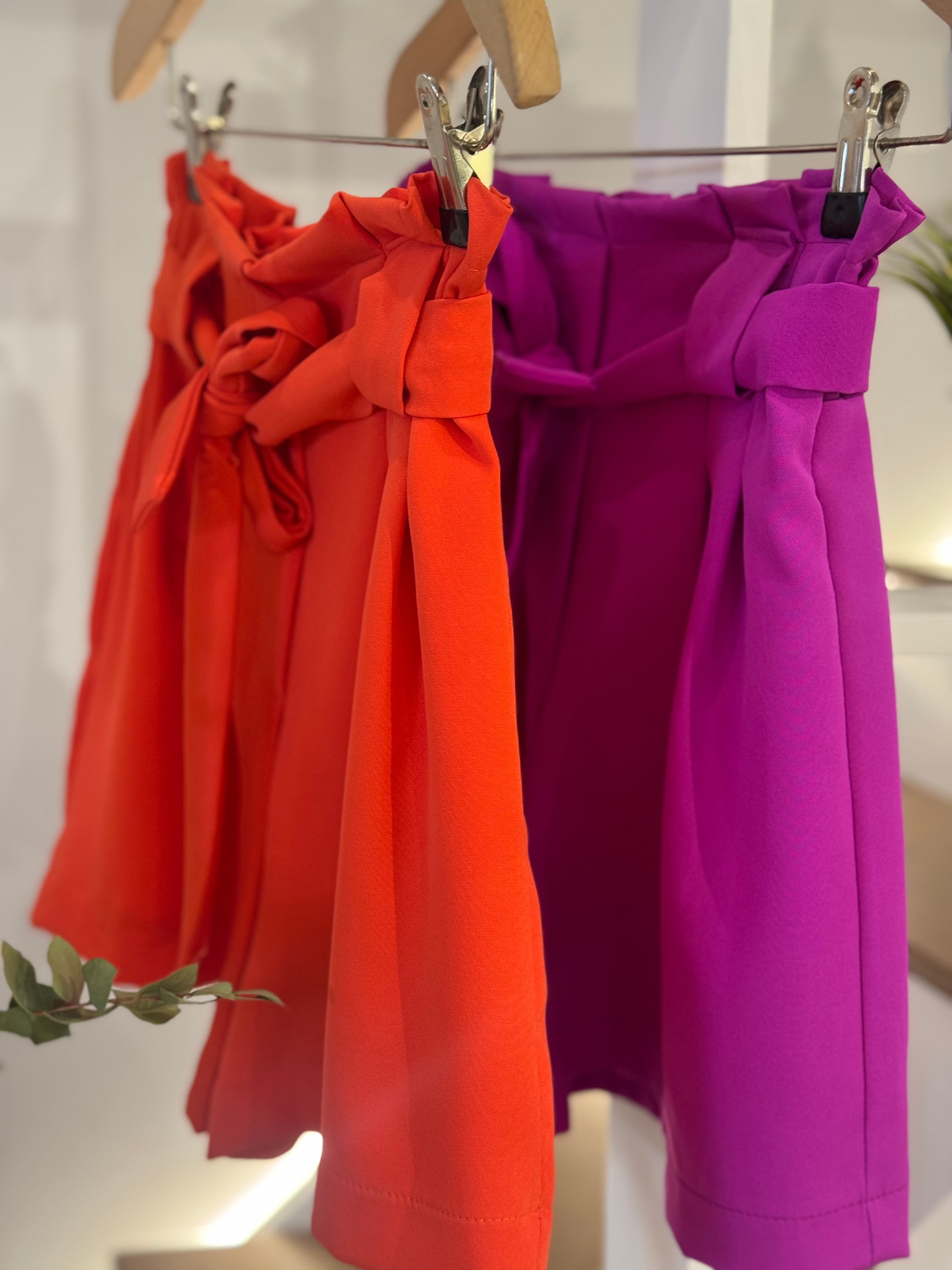 Long Shorts With Rubber and Belt