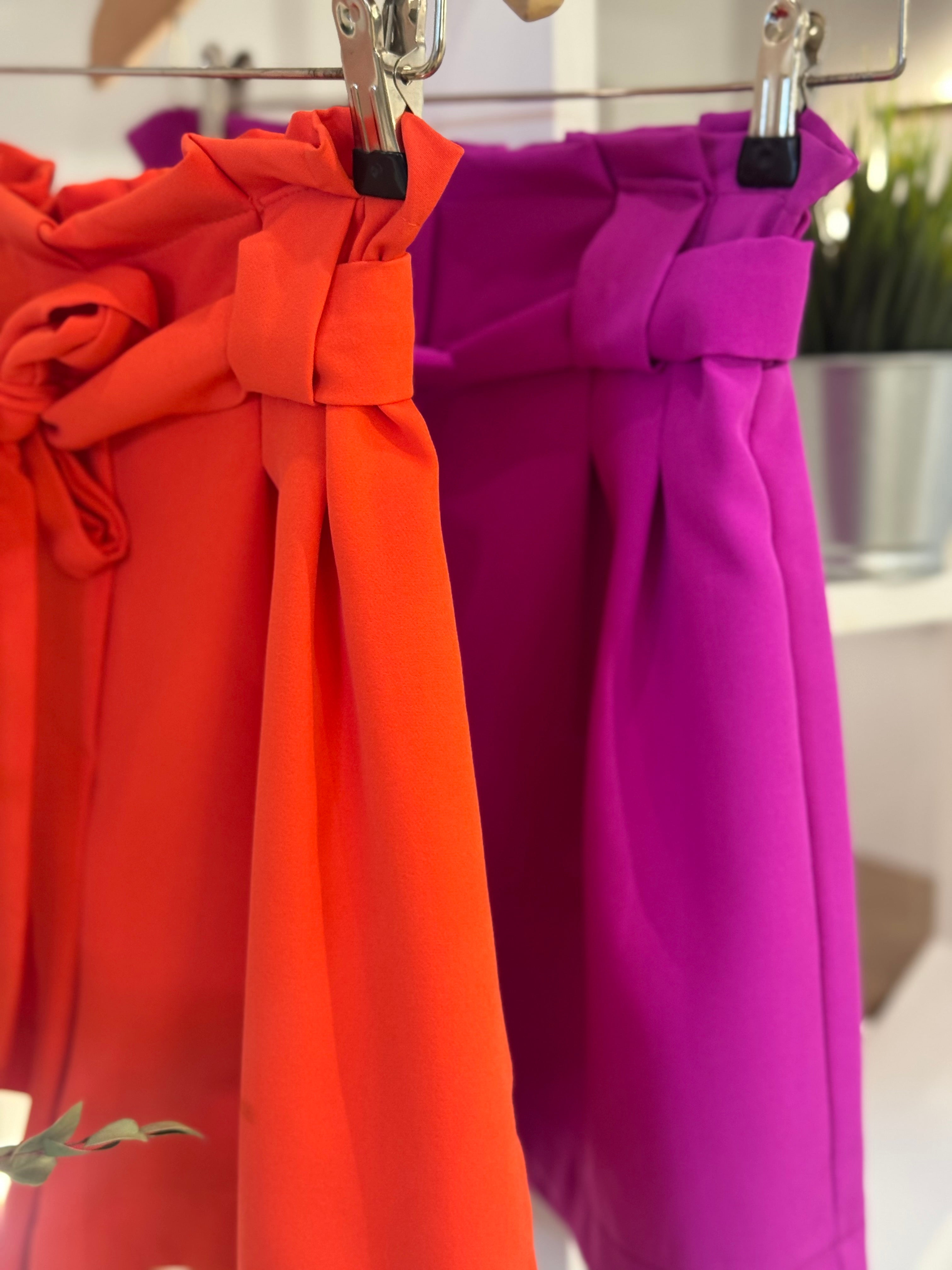 Long Shorts With Rubber and Belt