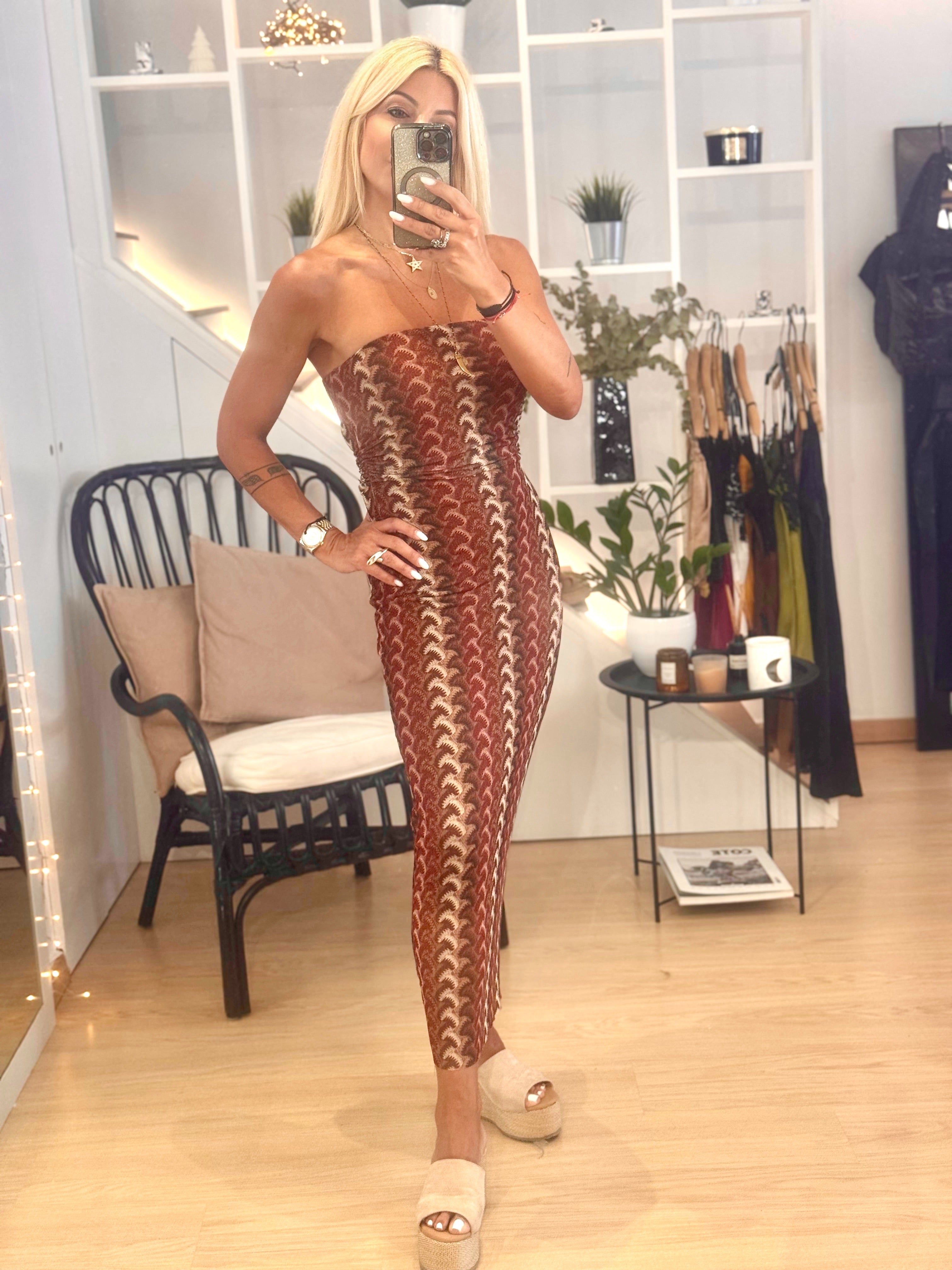 Στραπλες φόρεμα