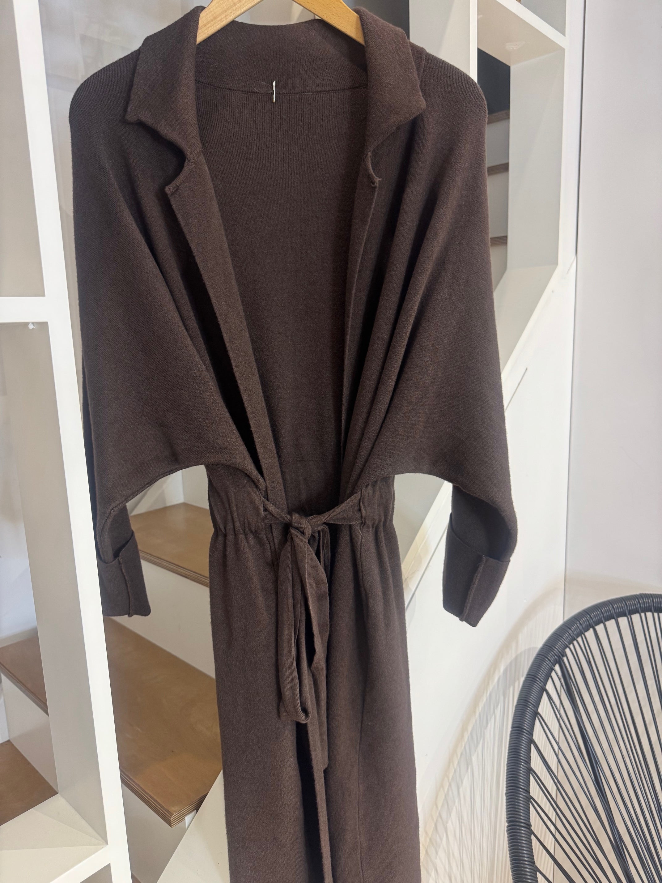 LONG CARDIGAN WITH BUILT-IN BELT