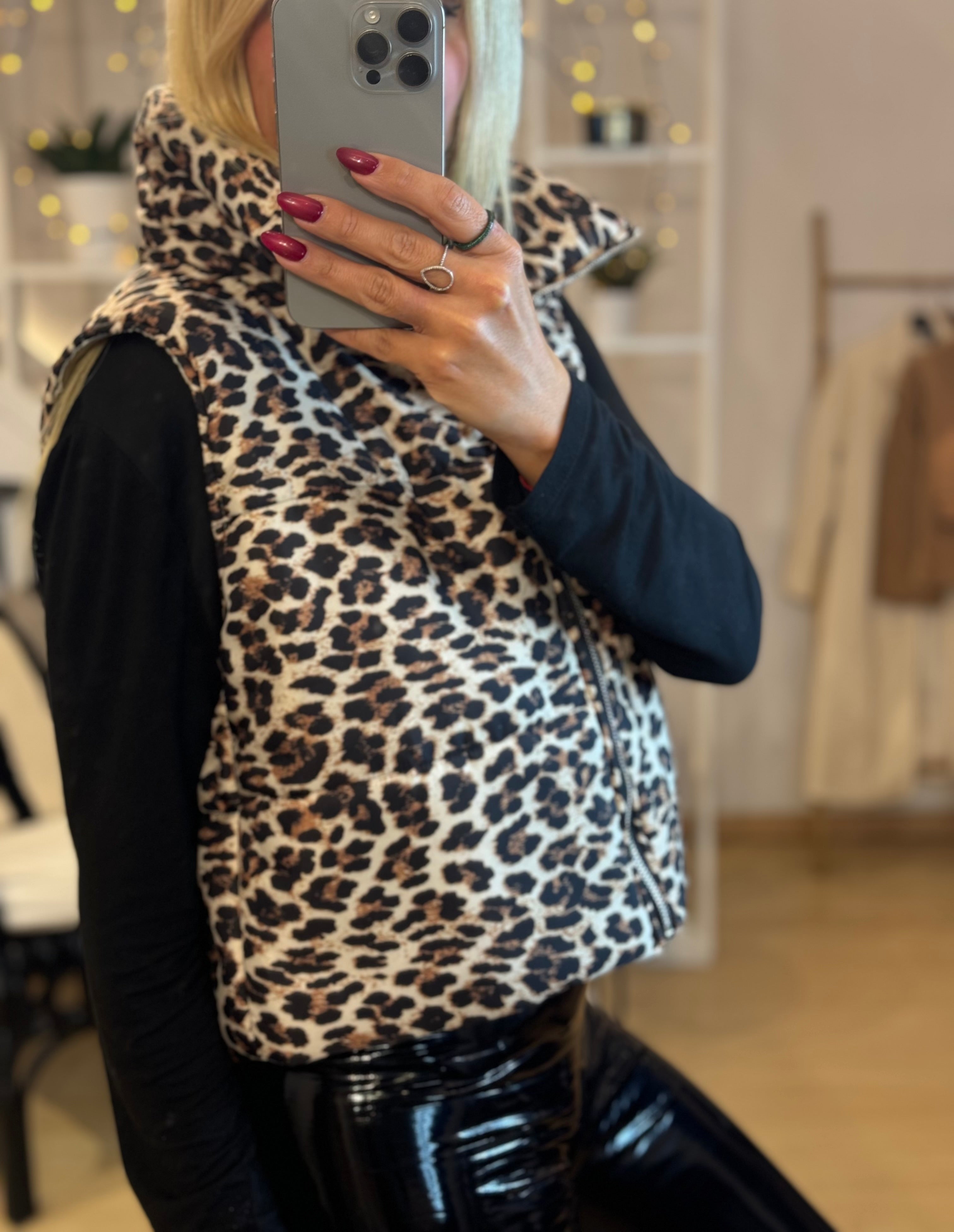 Λεοπάρ αμάνικο τζάκετ