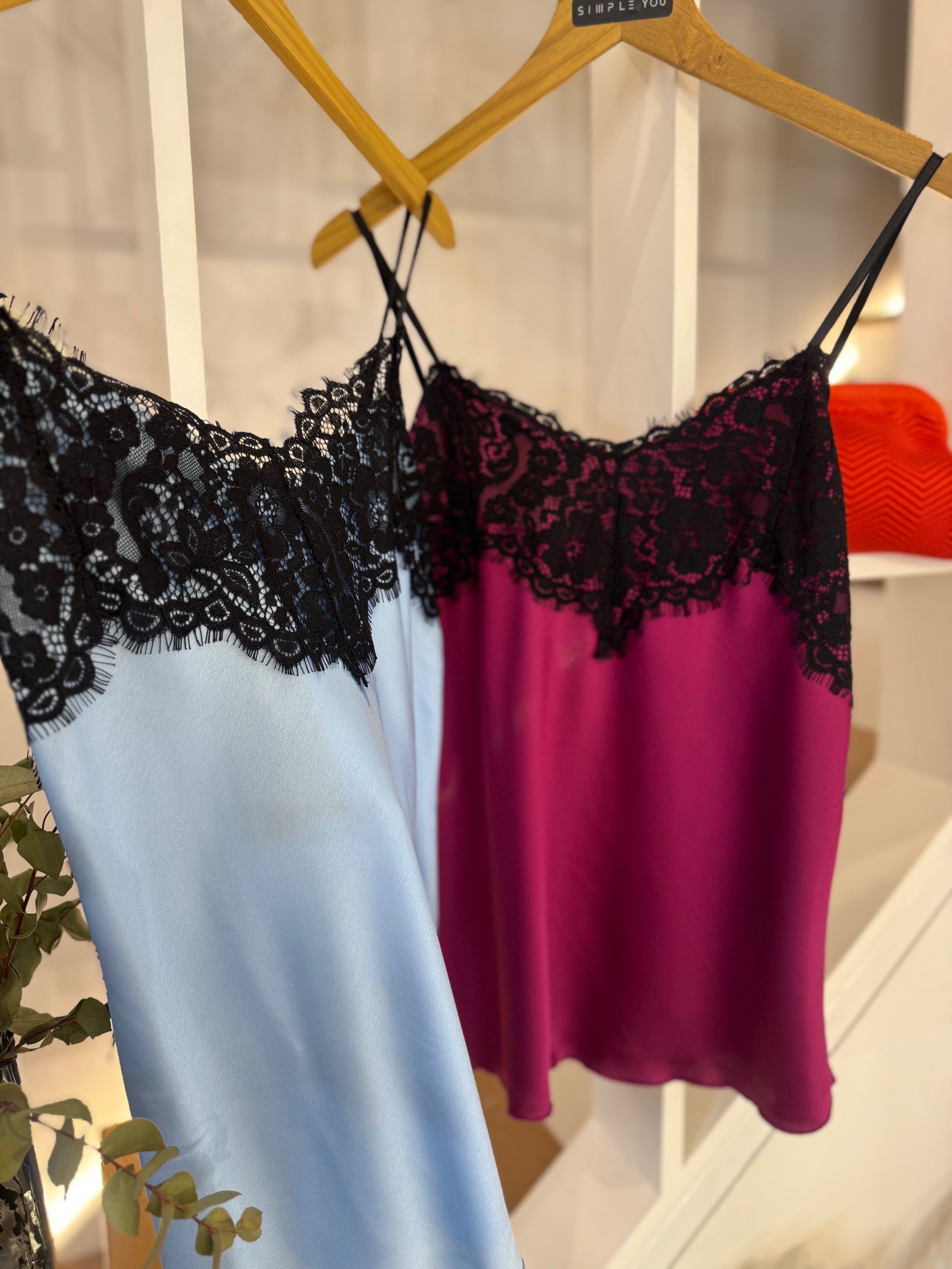 LINGERIE TOP WITH LACE