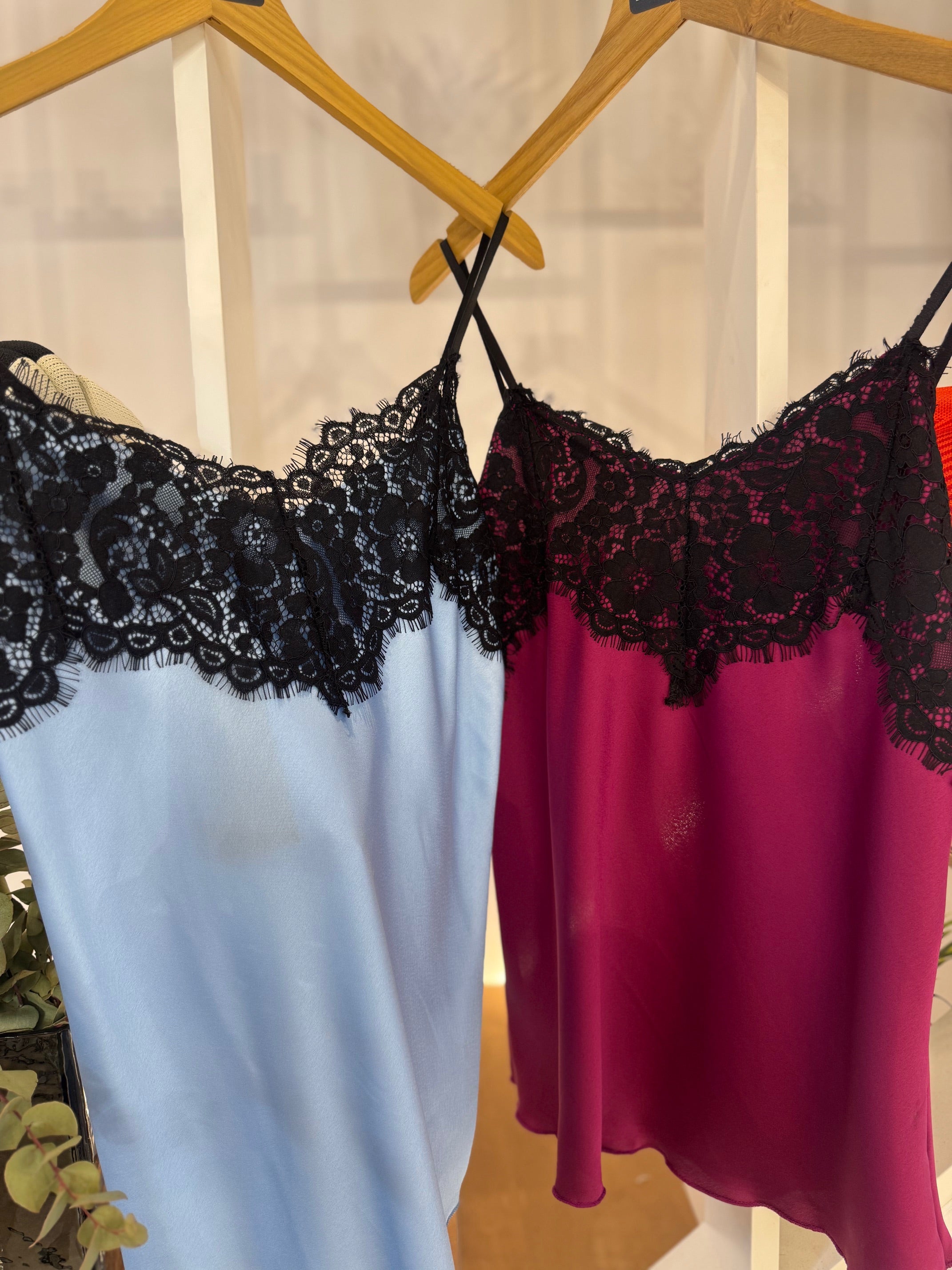 LINGERIE TOP WITH LACE
