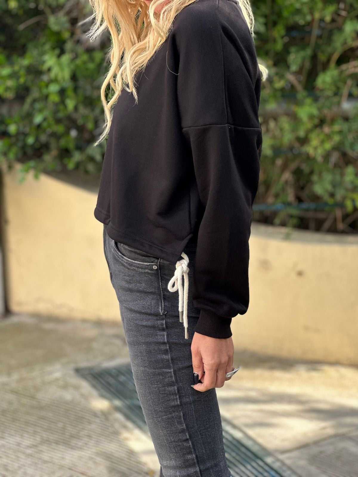 Sweatshirt With Side Laces