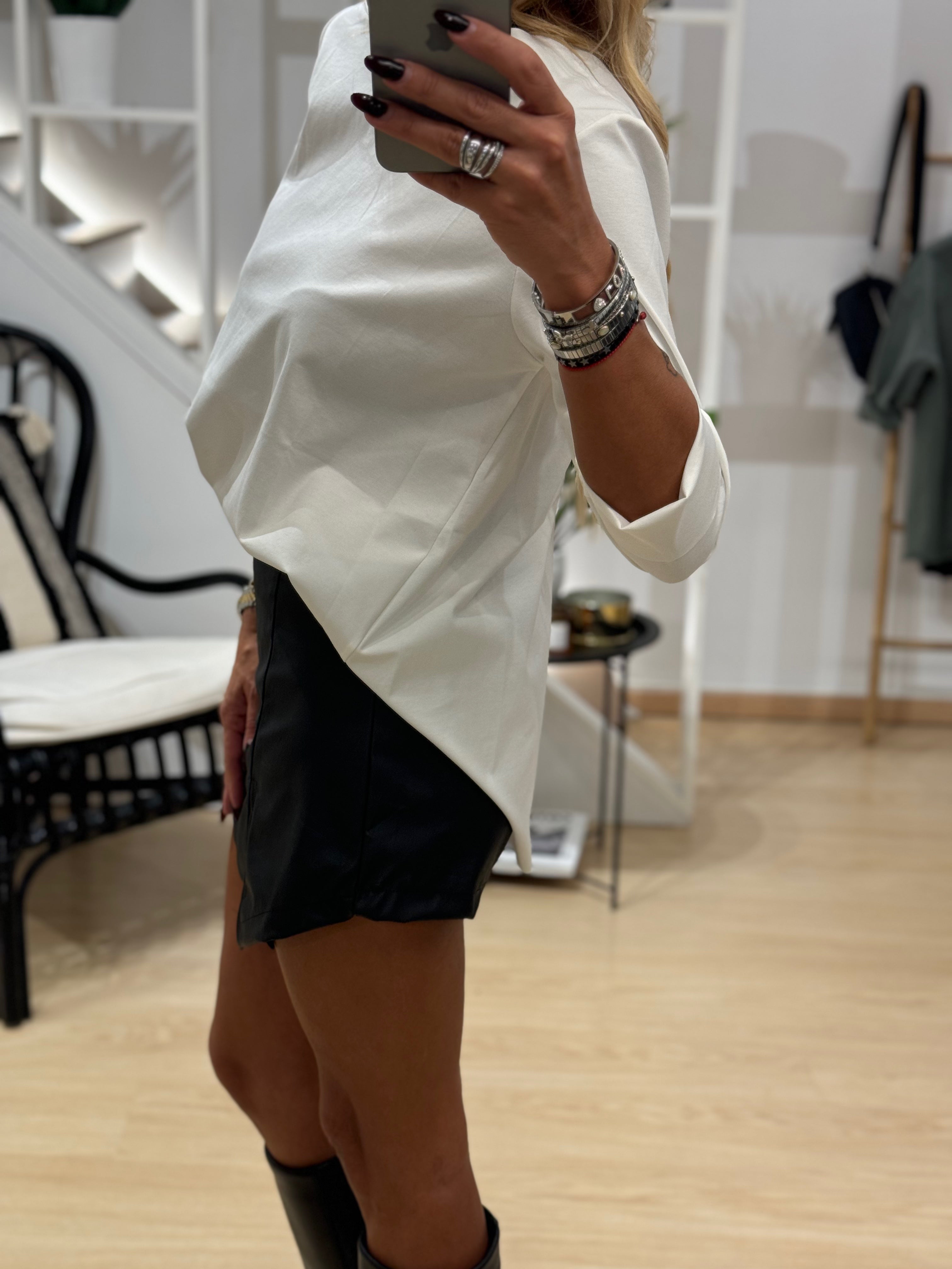 Leather mini skirt/shorts