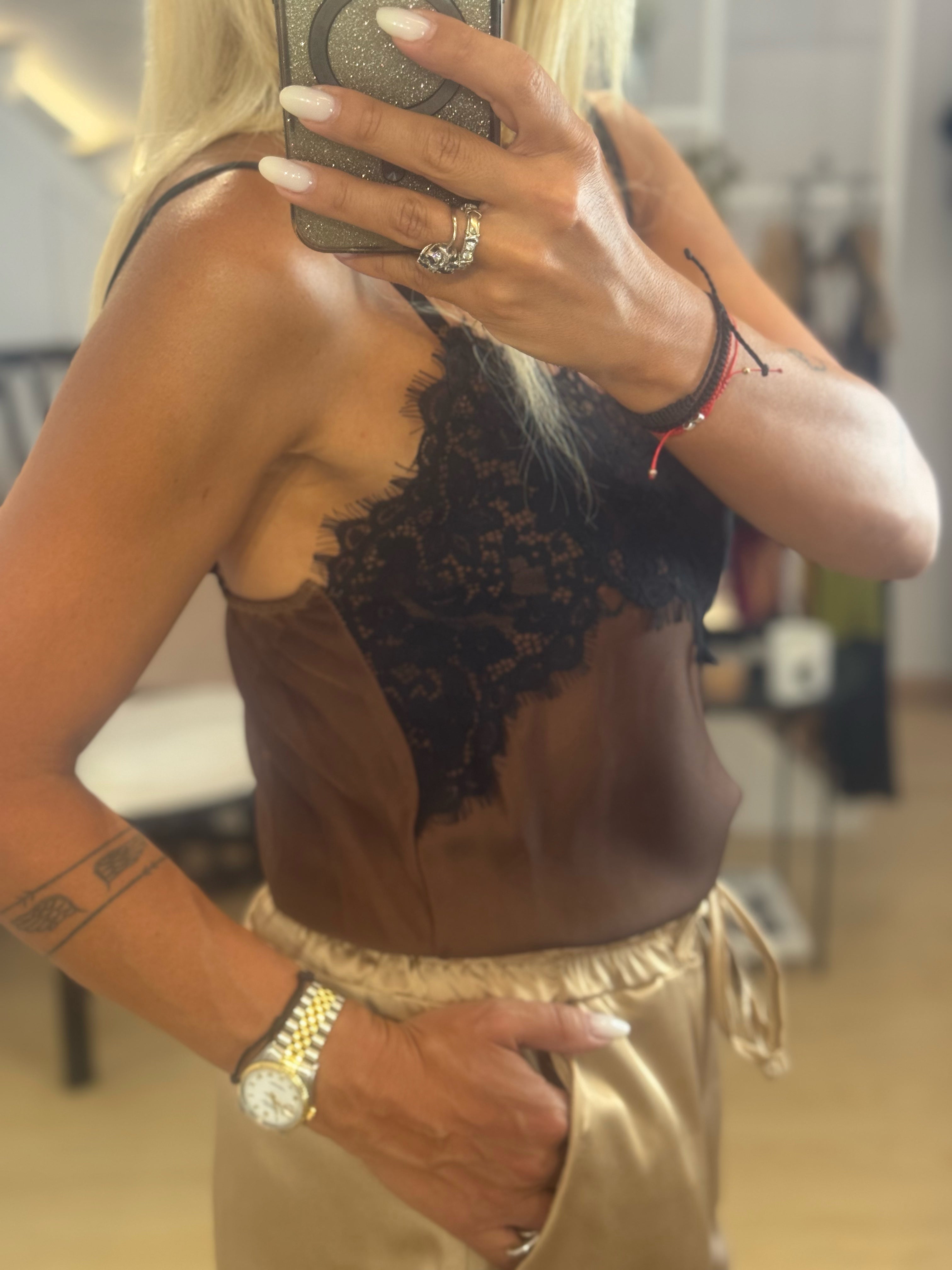 ΤΟΠ LINGERIE ΜΕ ΔΑΝΤΈΛΑ