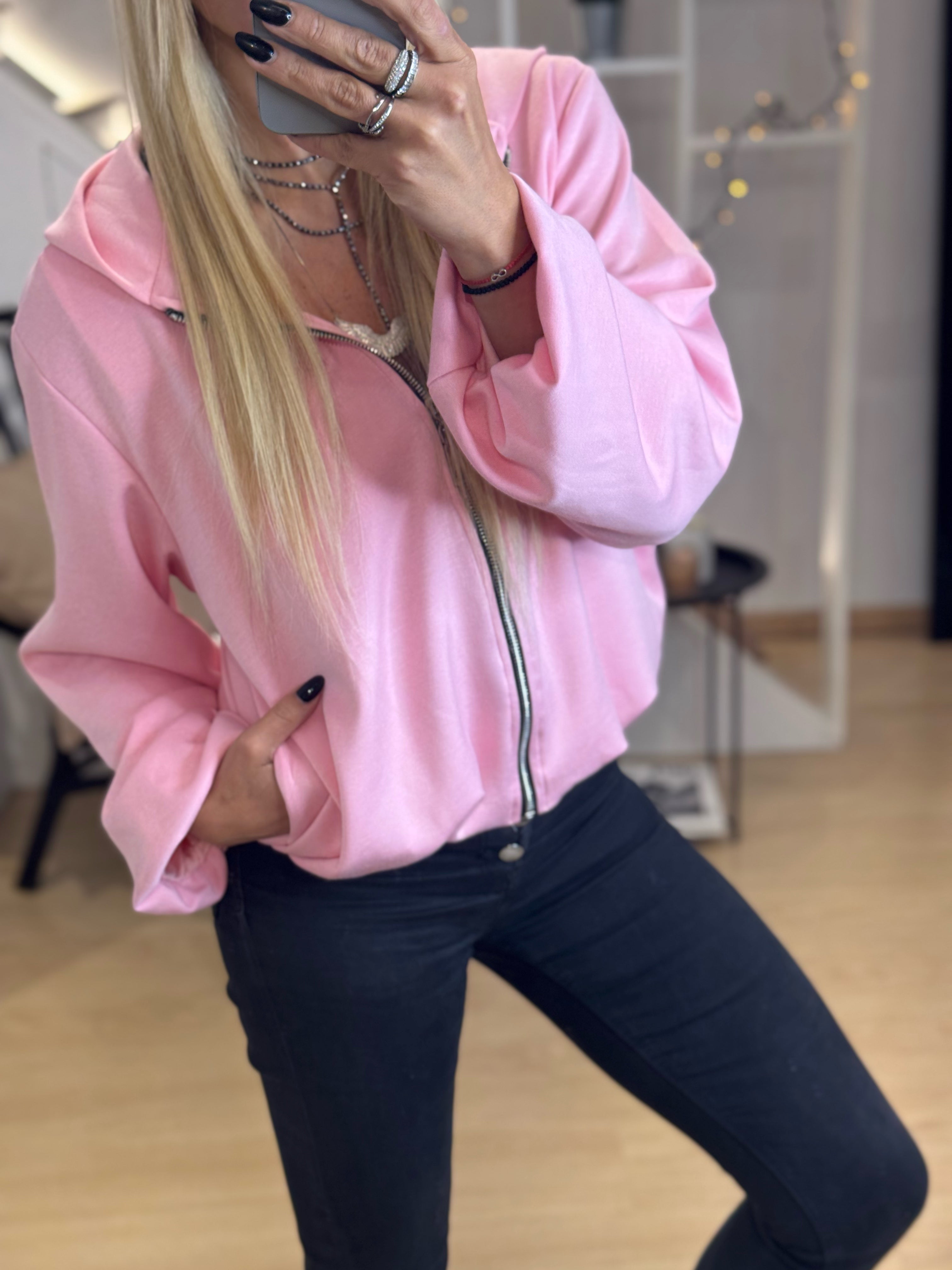 ZIPPERED SWEATSHIRT