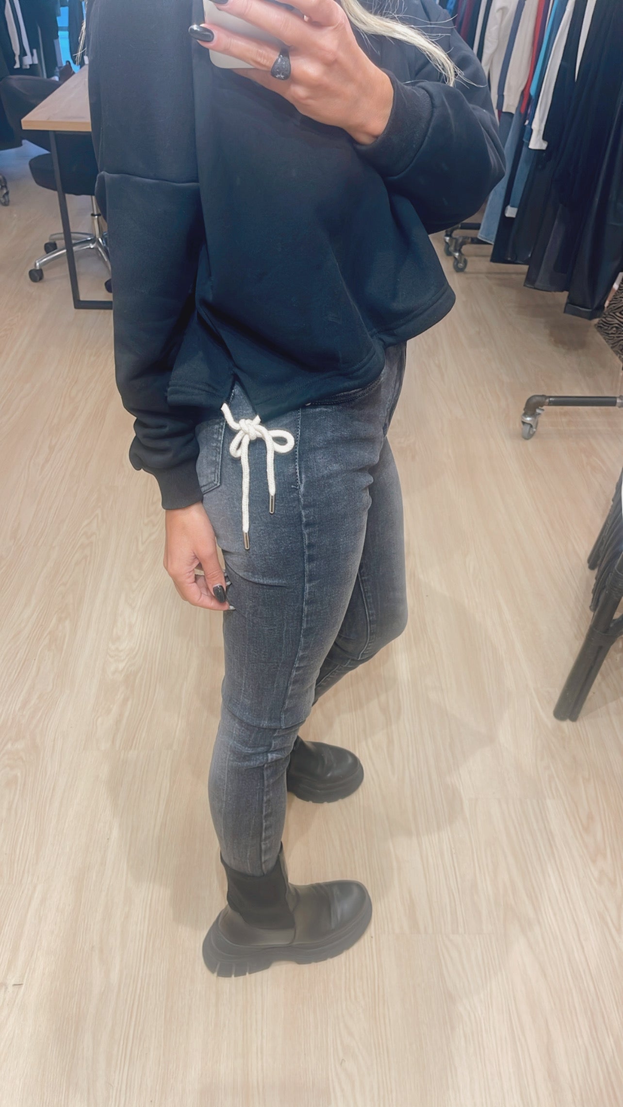 Sweatshirt With Side Laces