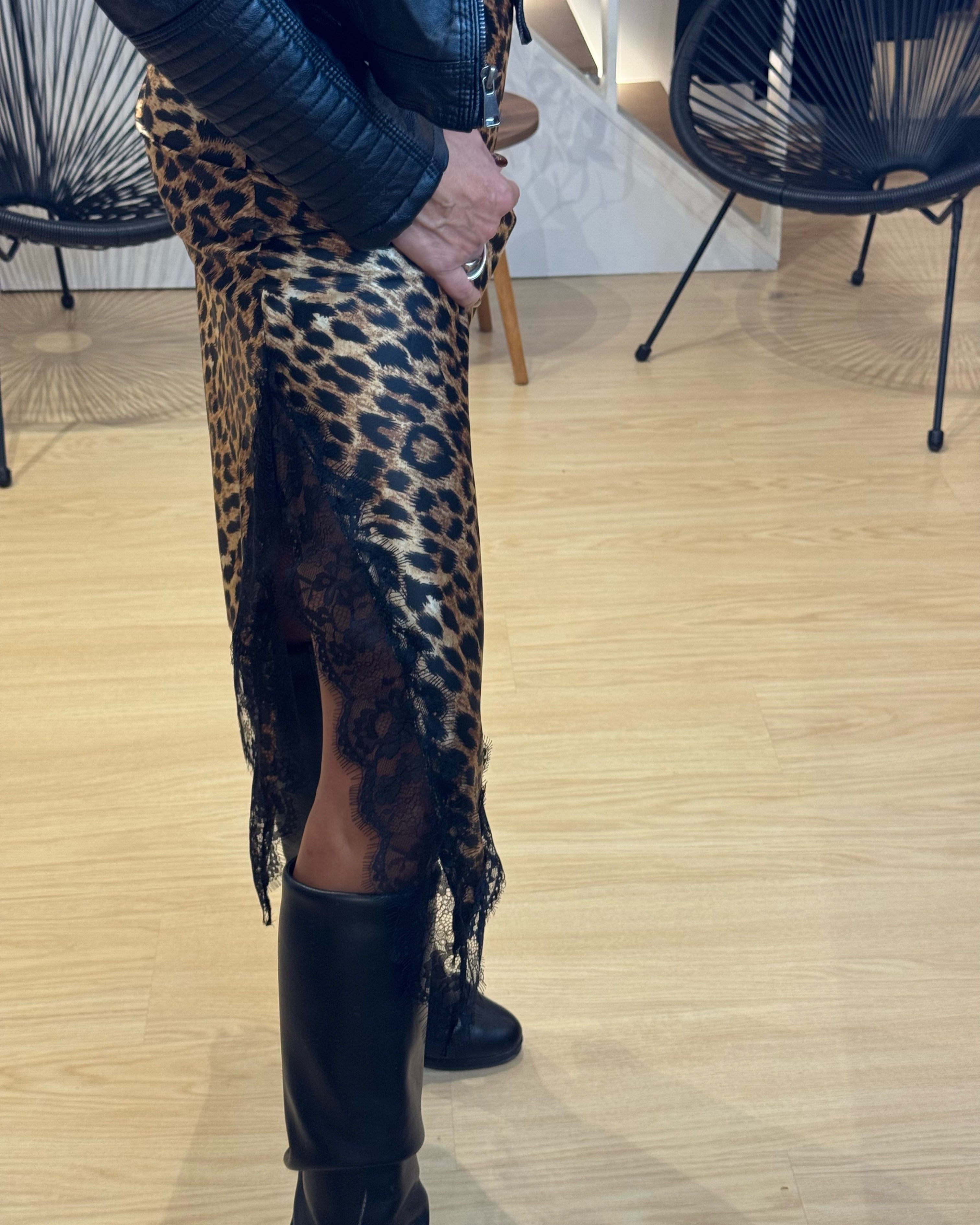 asymmetrical skirt with lace