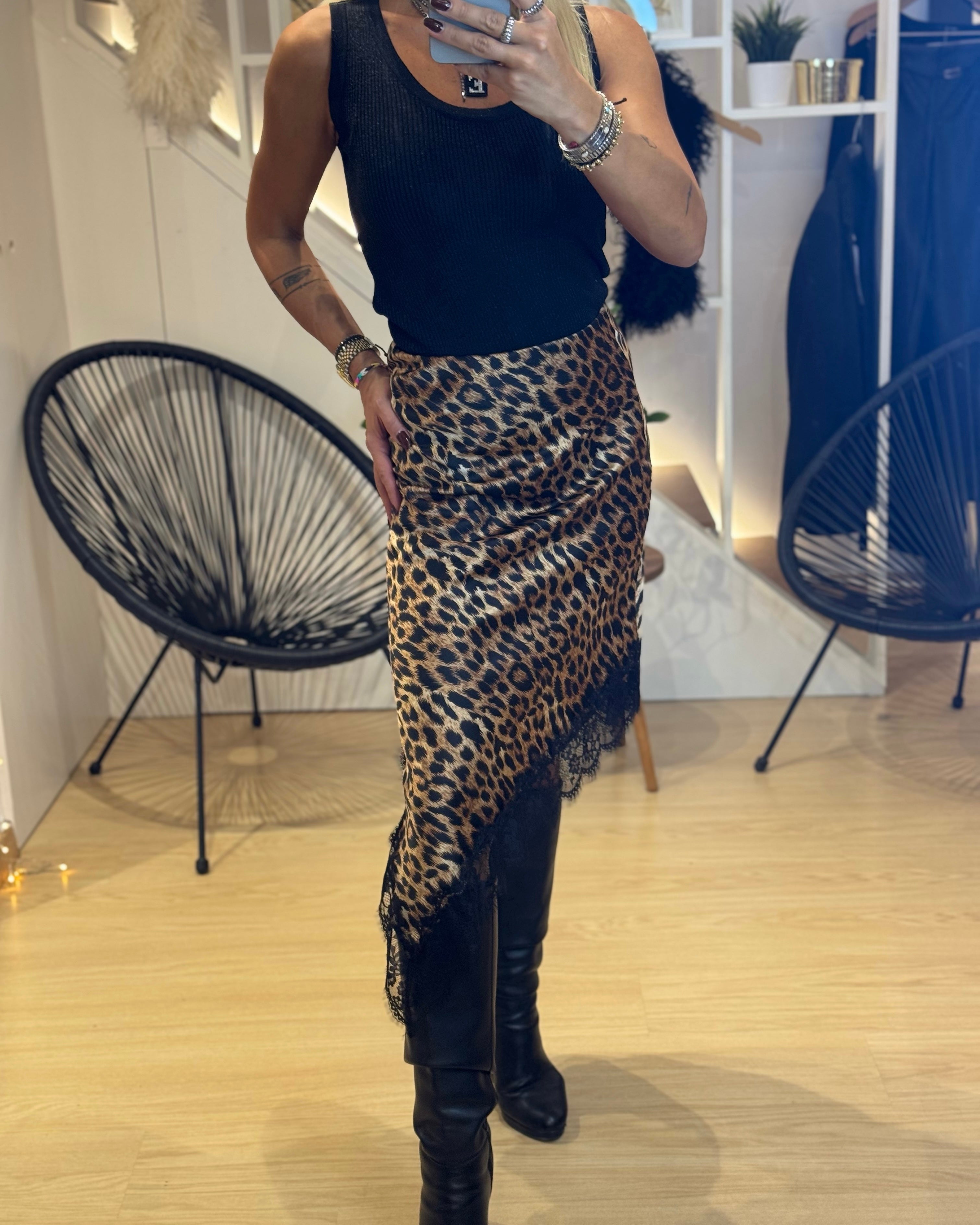 asymmetrical skirt with lace