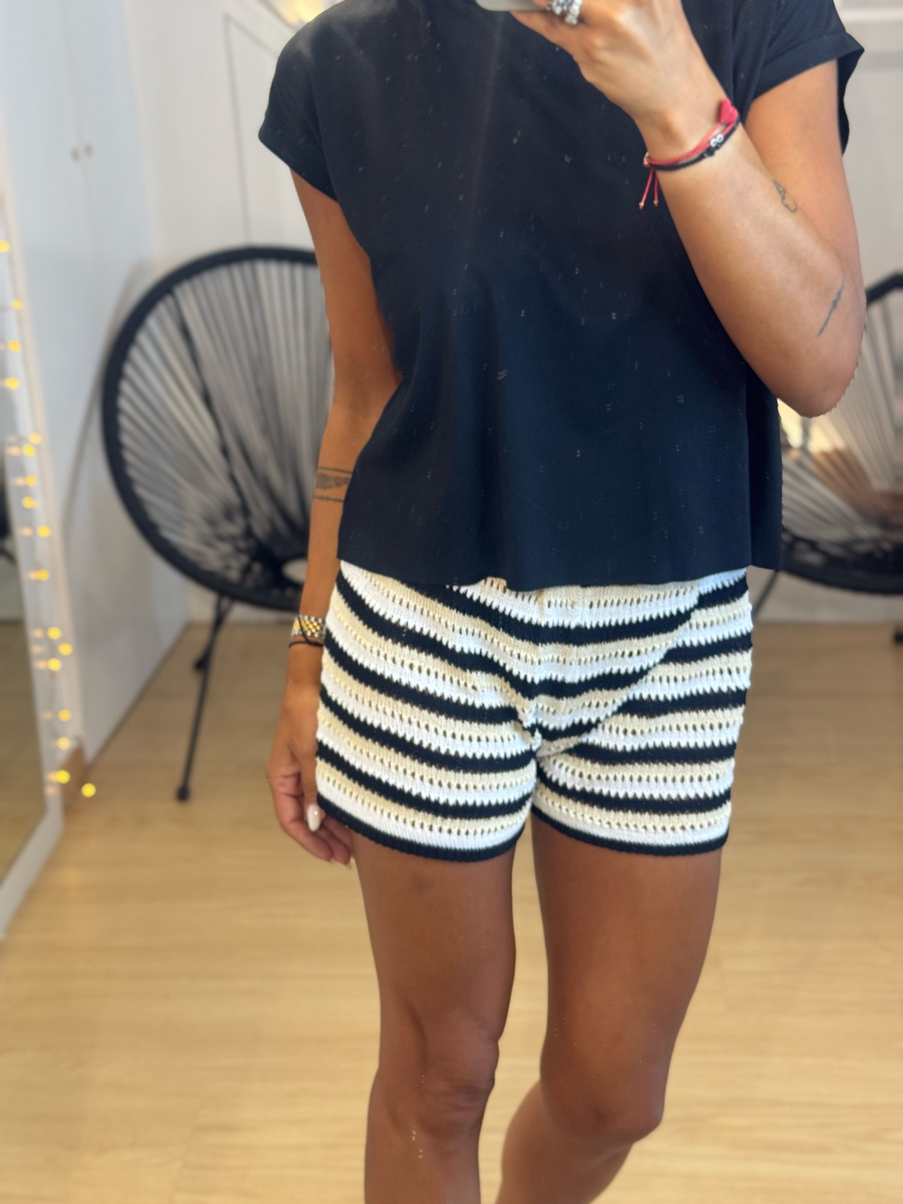 Knitted summer shorts