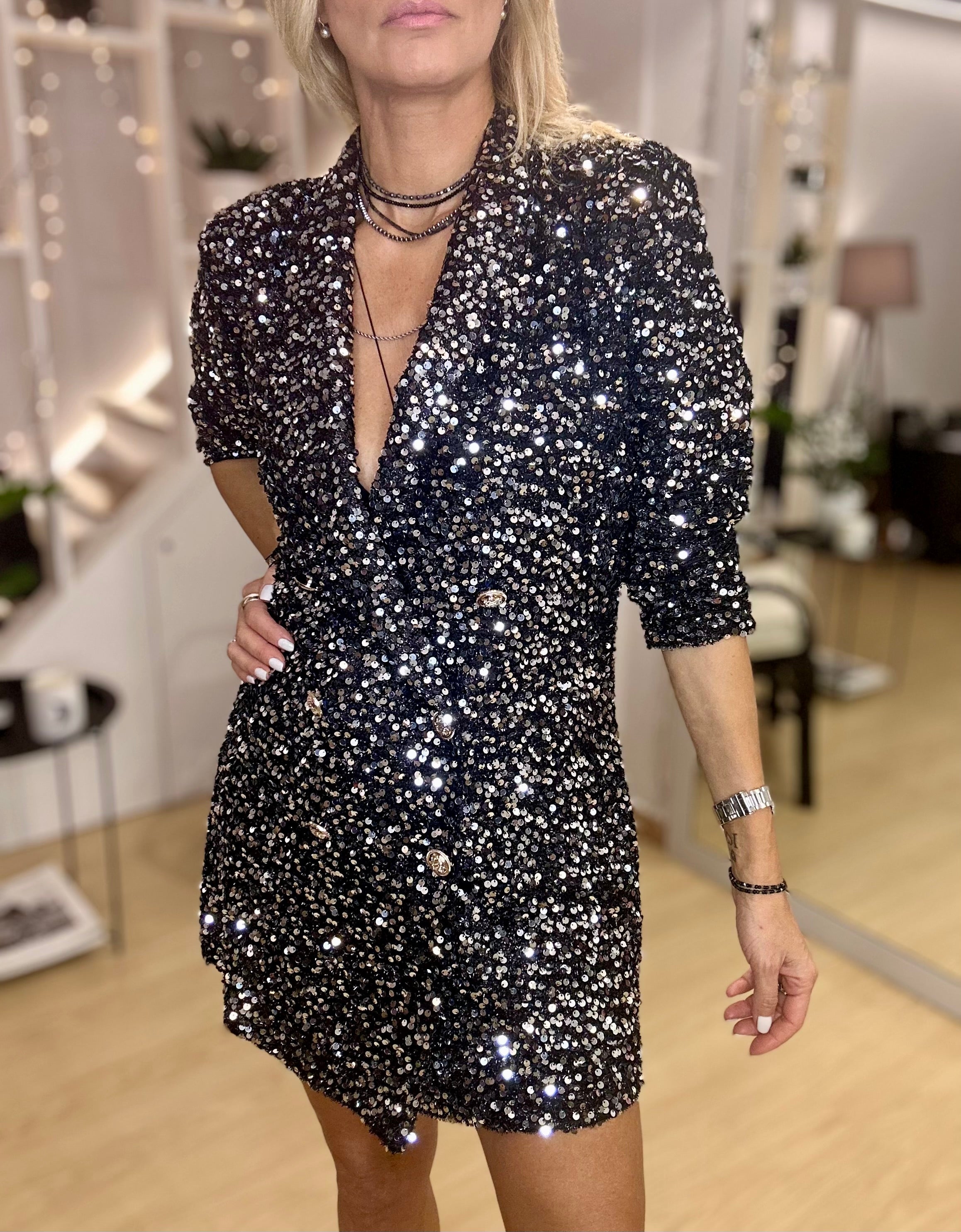 Dress / Blazer With Sequins