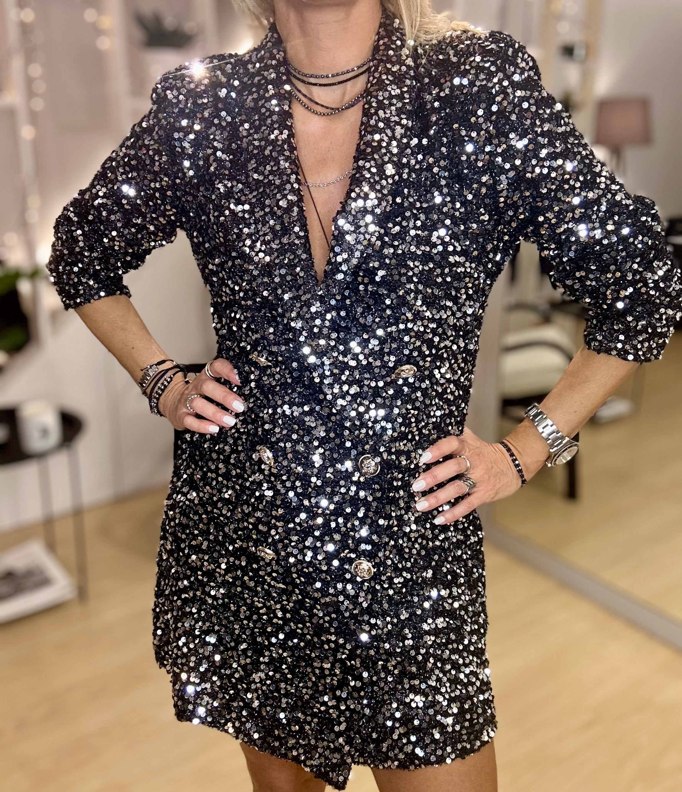 Dress / Blazer With Sequins