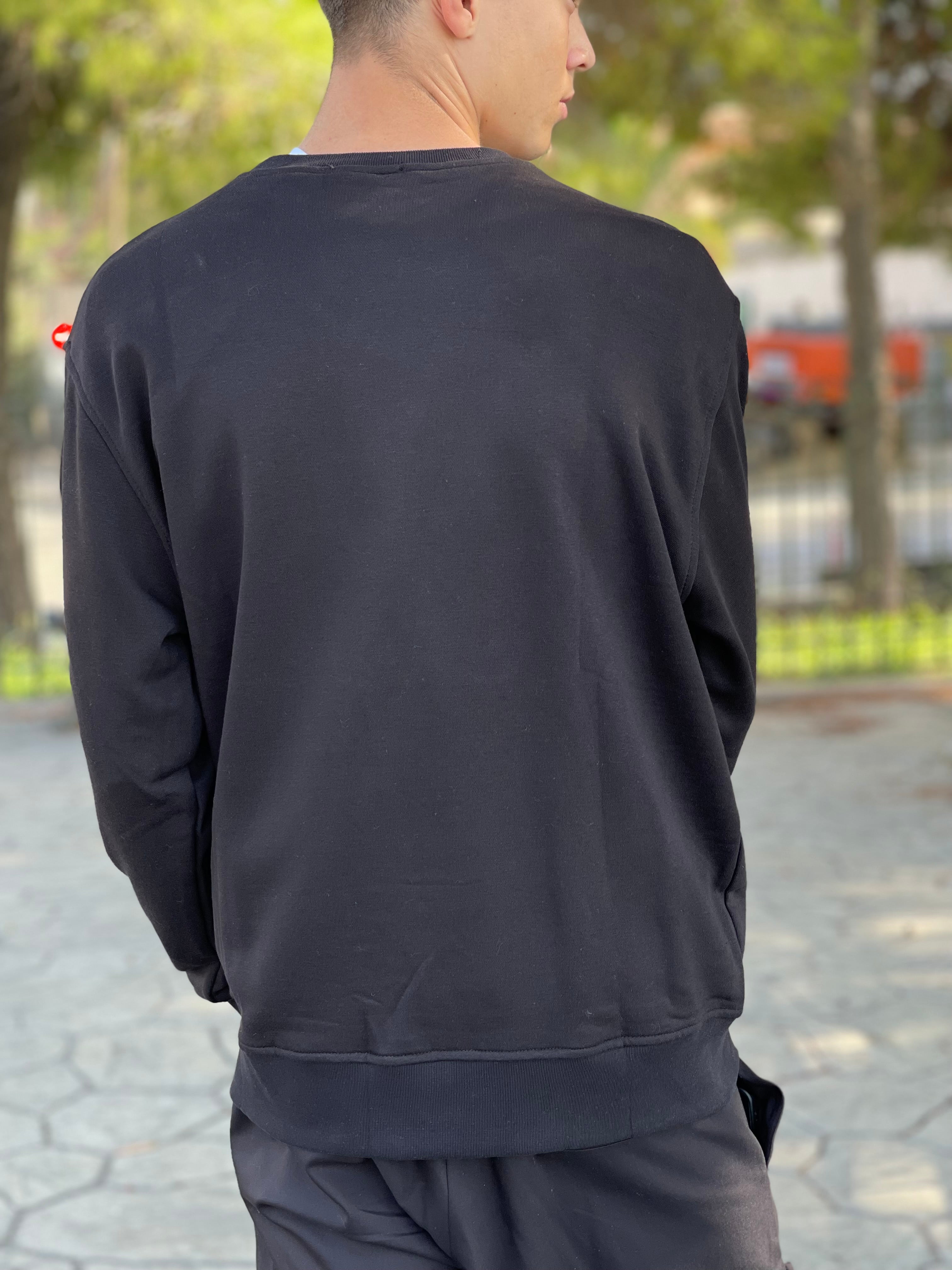 Sweatshirt With Pocket