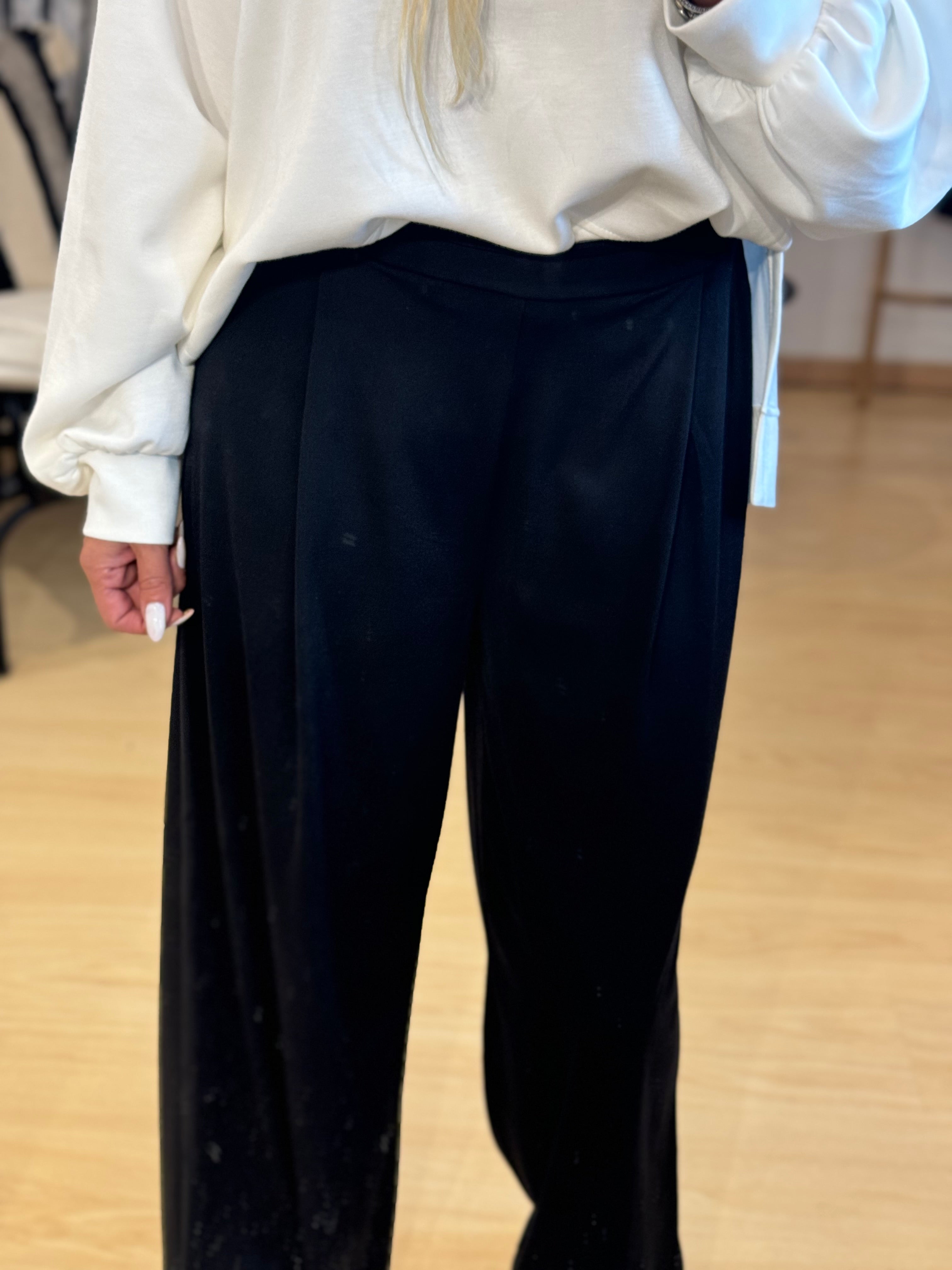 Wide Form Pants