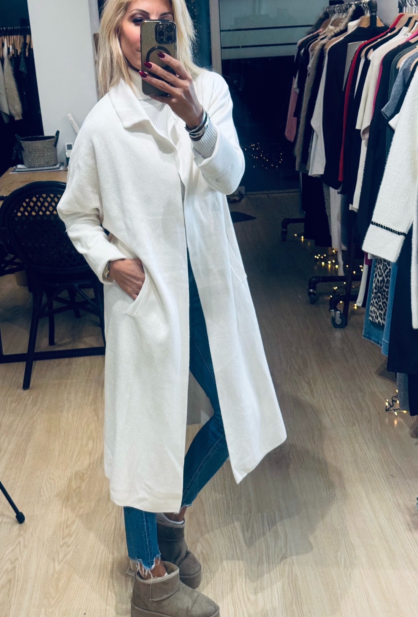 LONG CARDIGAN WITH BUILT-IN BELT