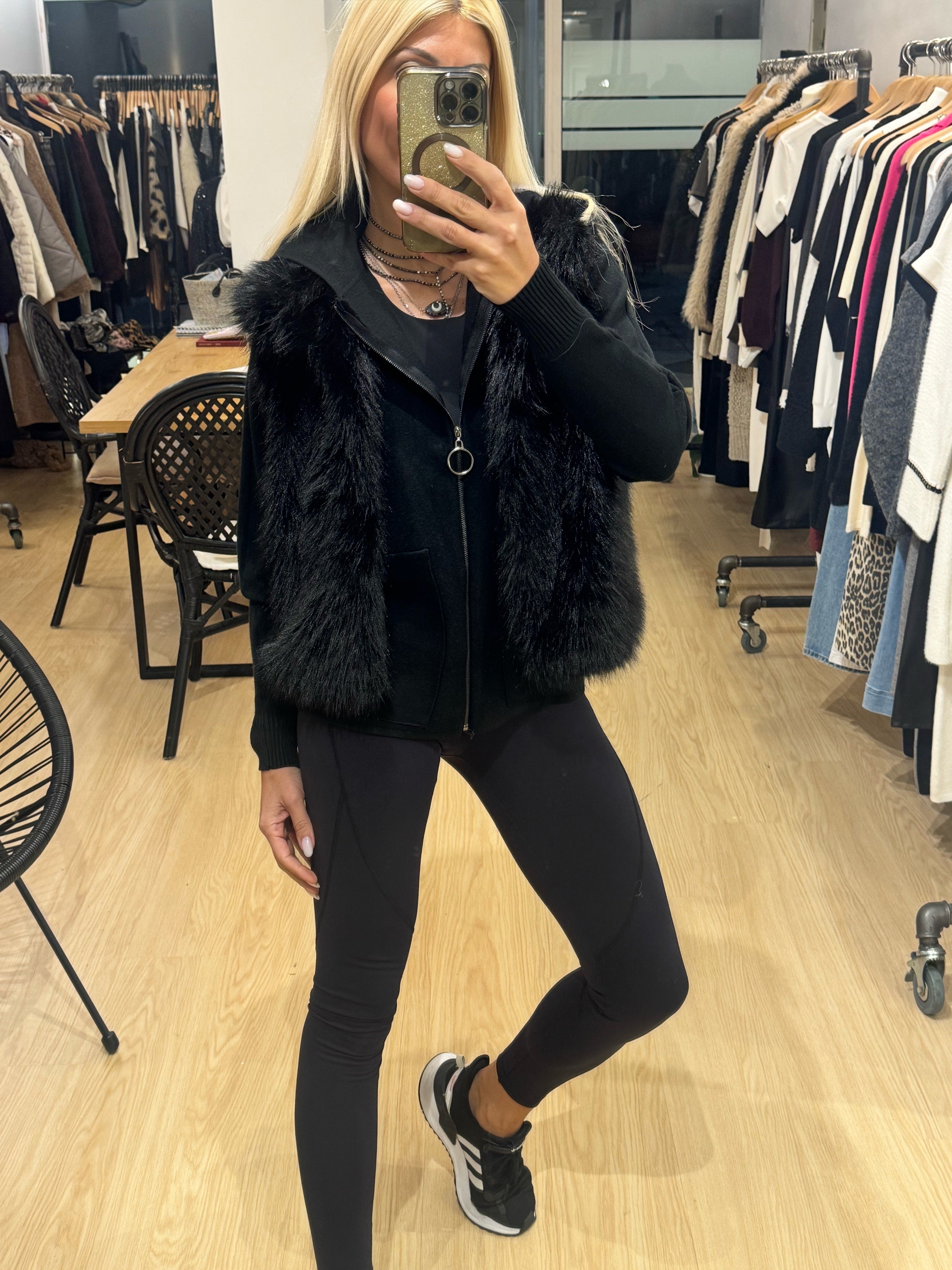 μαλακό μπουφάν με φερμουάρ και κουκούλα