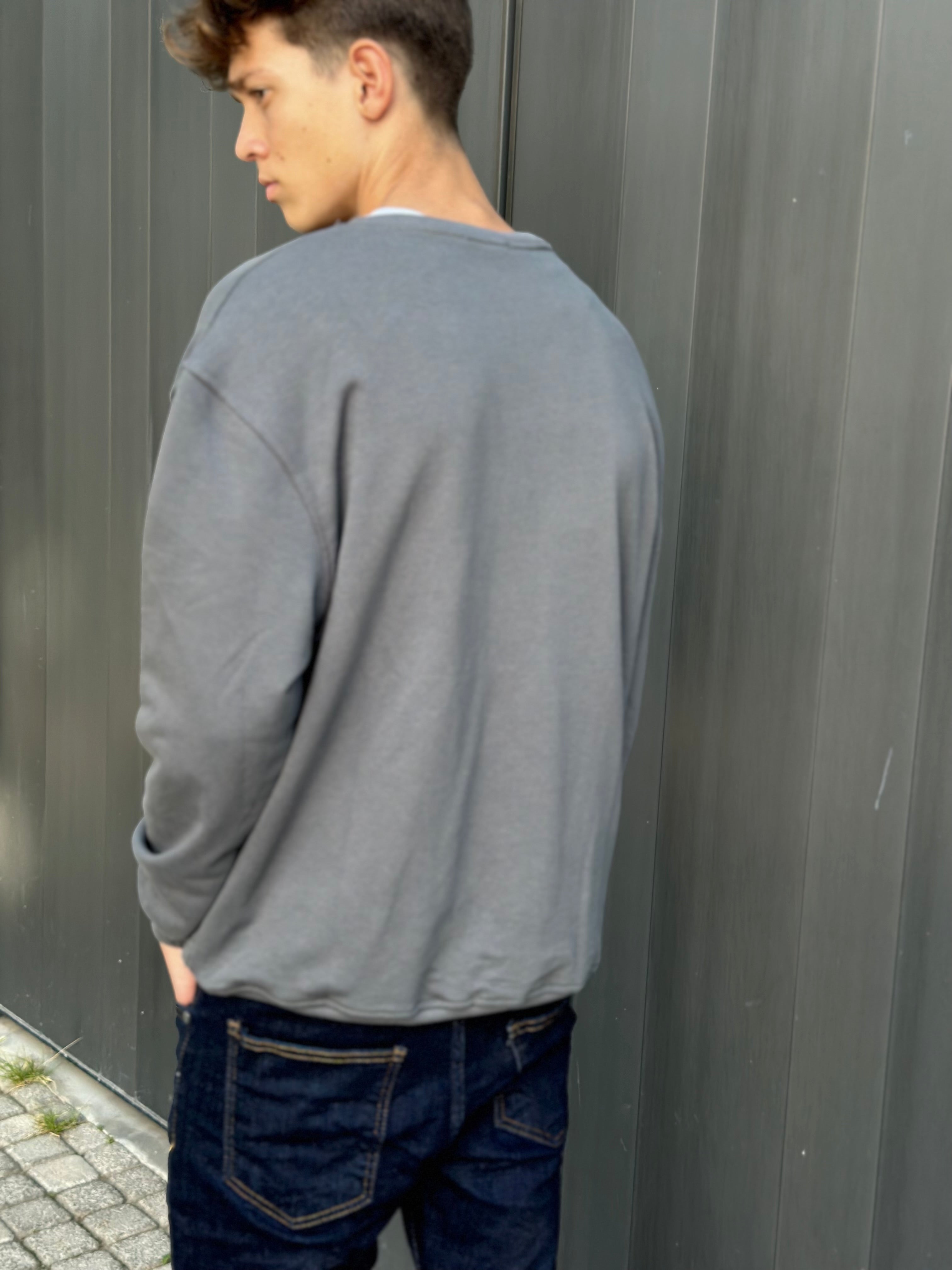 Sweatshirt With Pocket